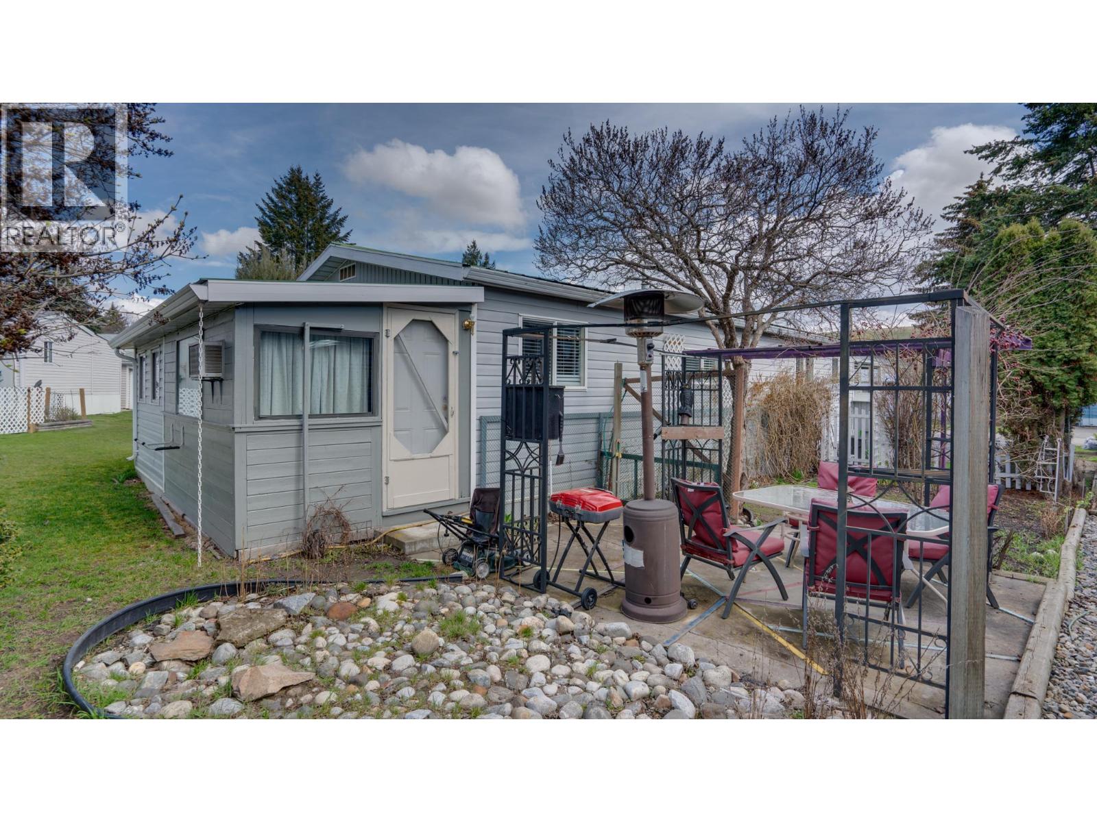 5484 25 Avenue Unit# 61