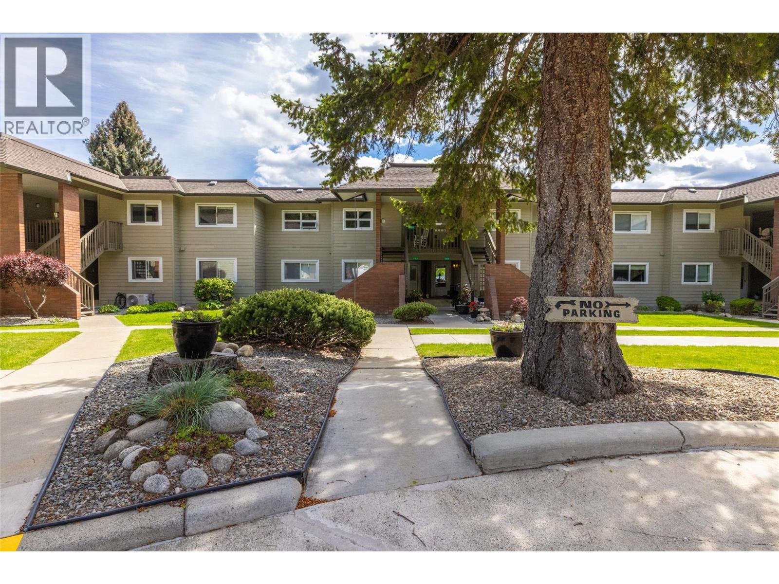 4340A Beach Avenue Avenue Unit# 104