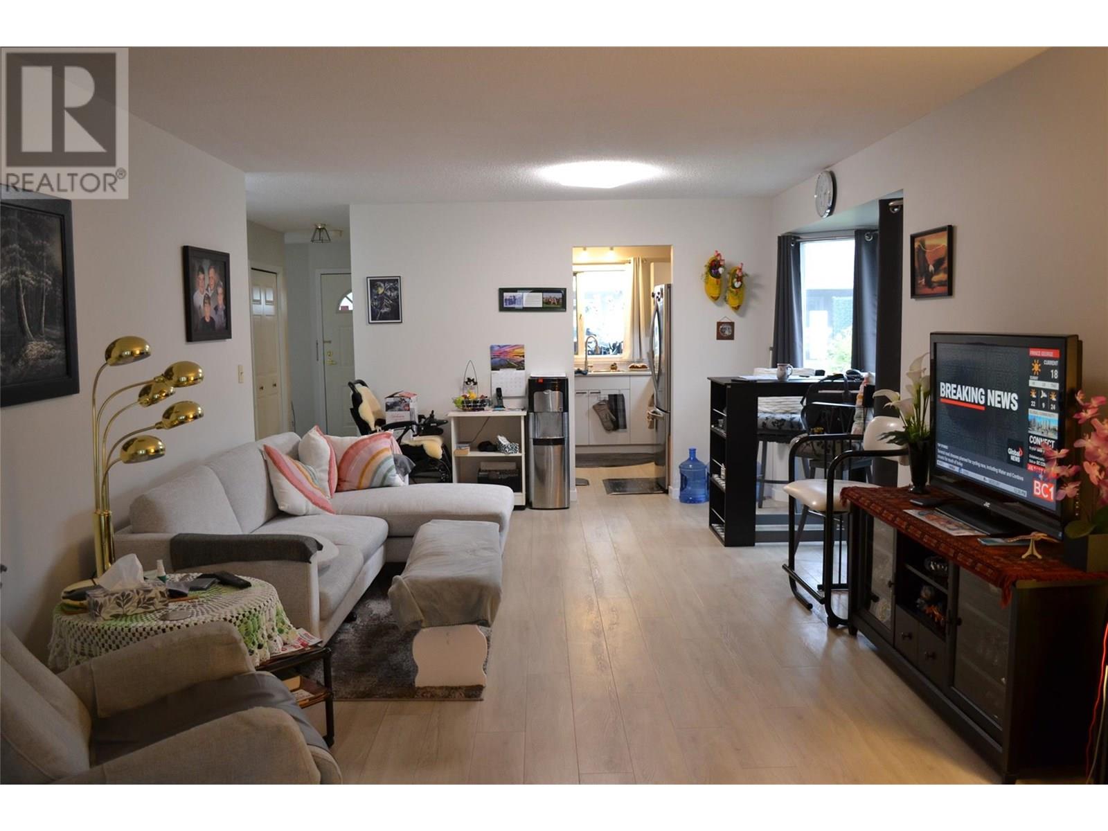 3900 27 Avenue Unit# 15