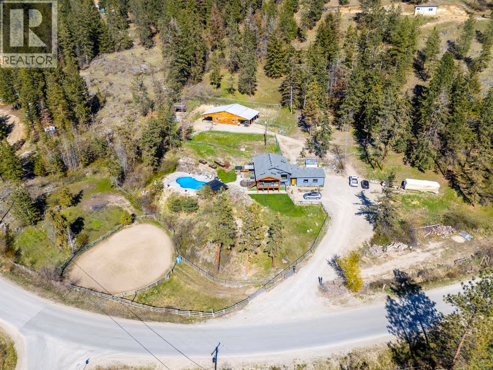 6025 Farmers Drive