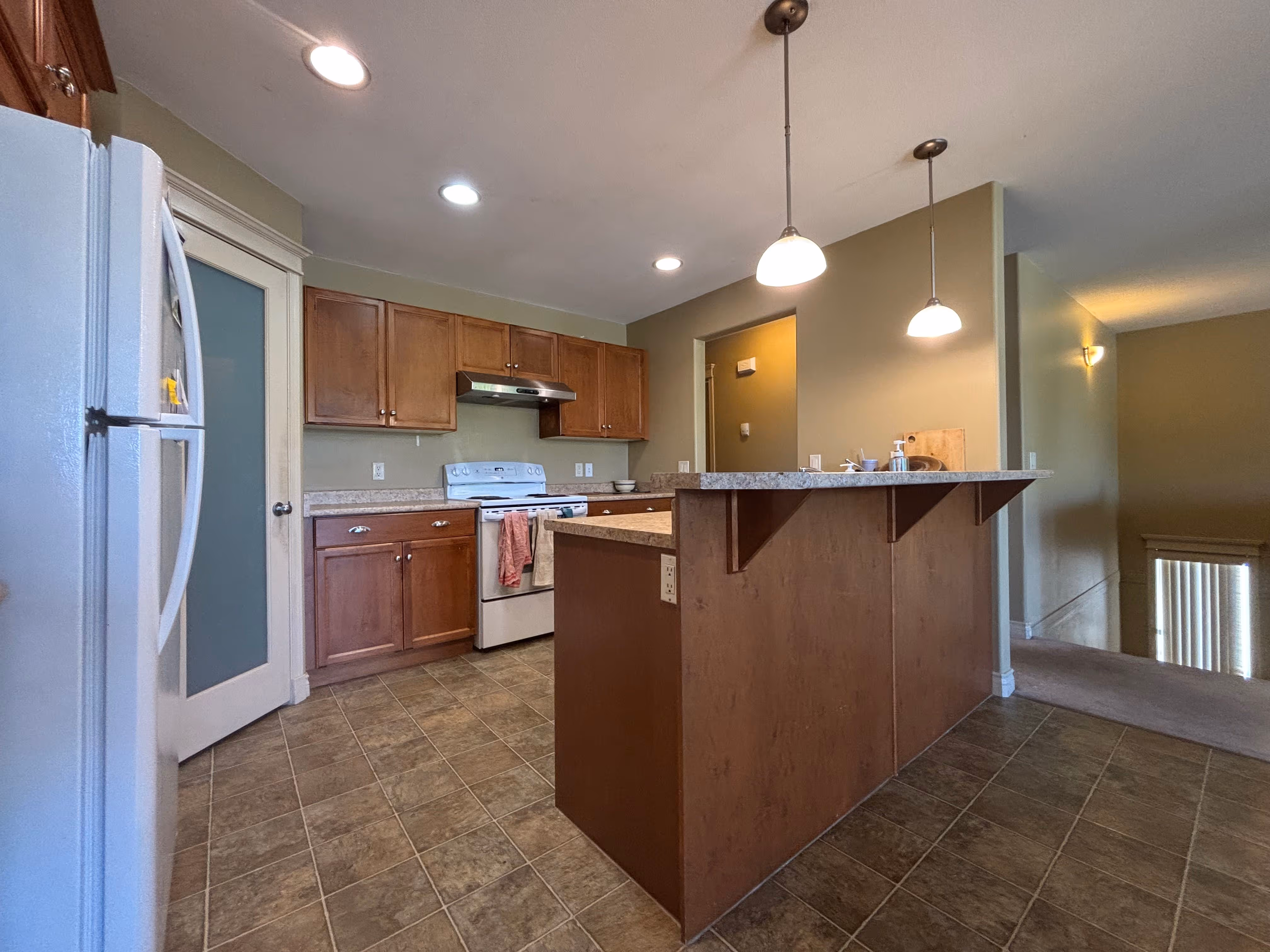 3 bed 2 bath top floor in Rutland