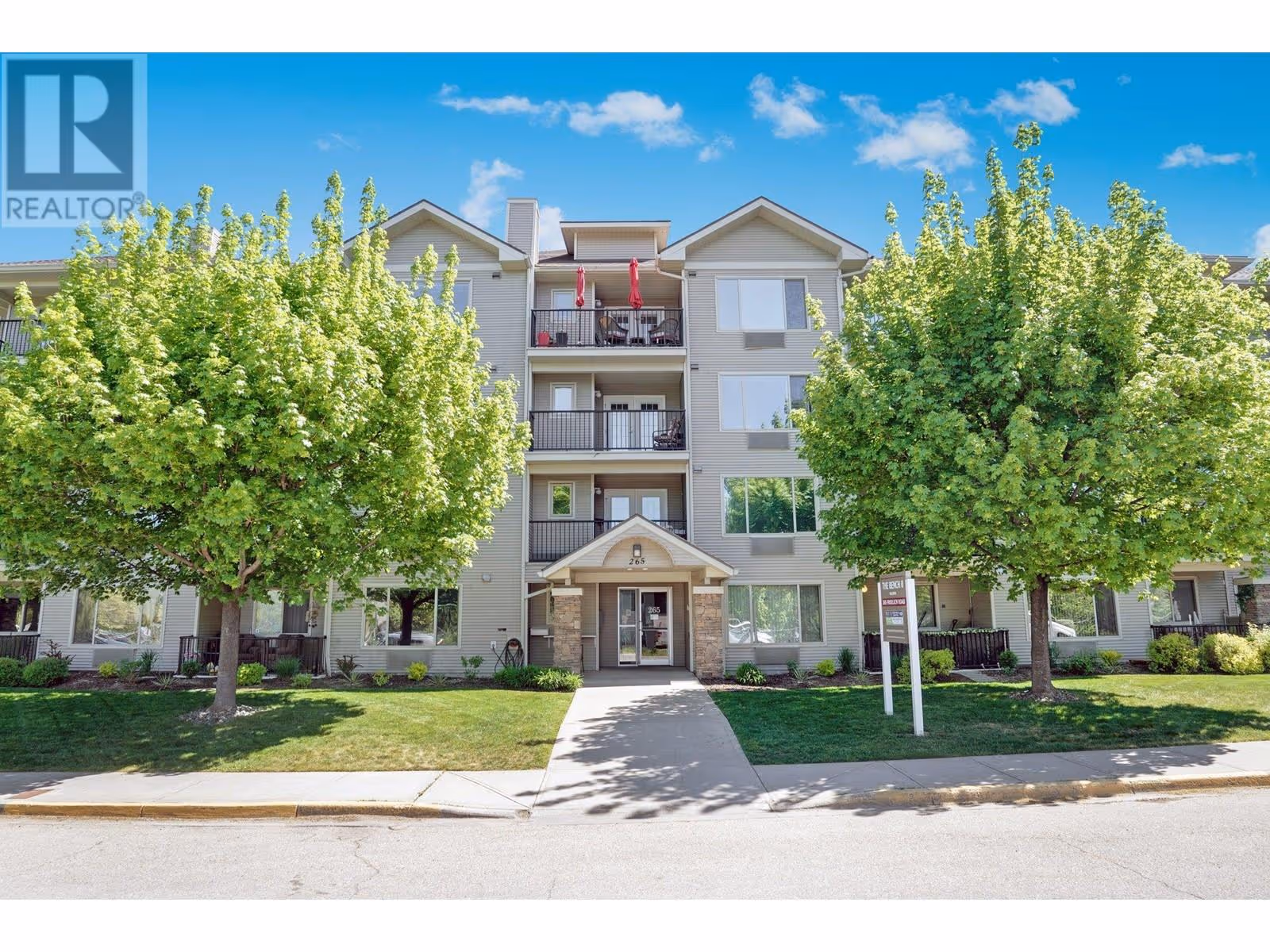 265 Froelich Road Unit# 402