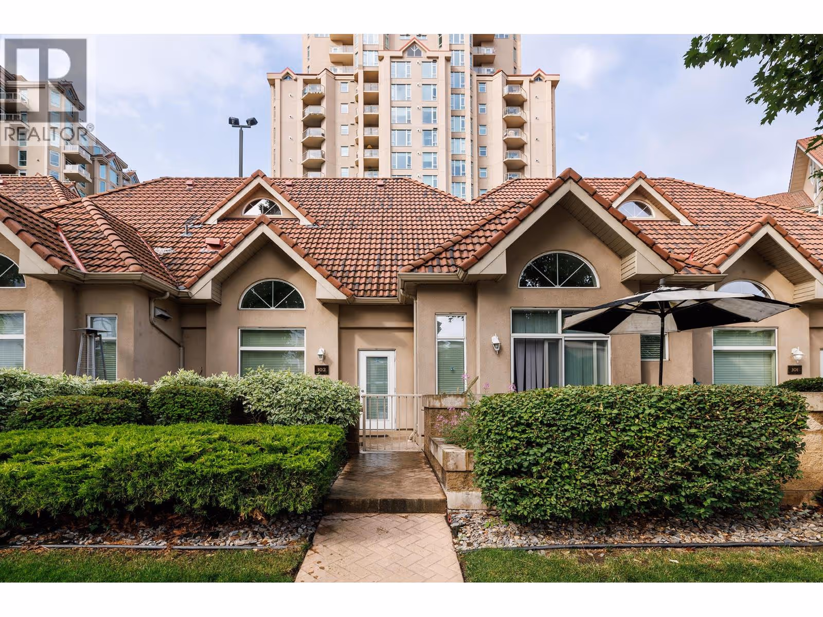 1128 Sunset Drive Unit# 102