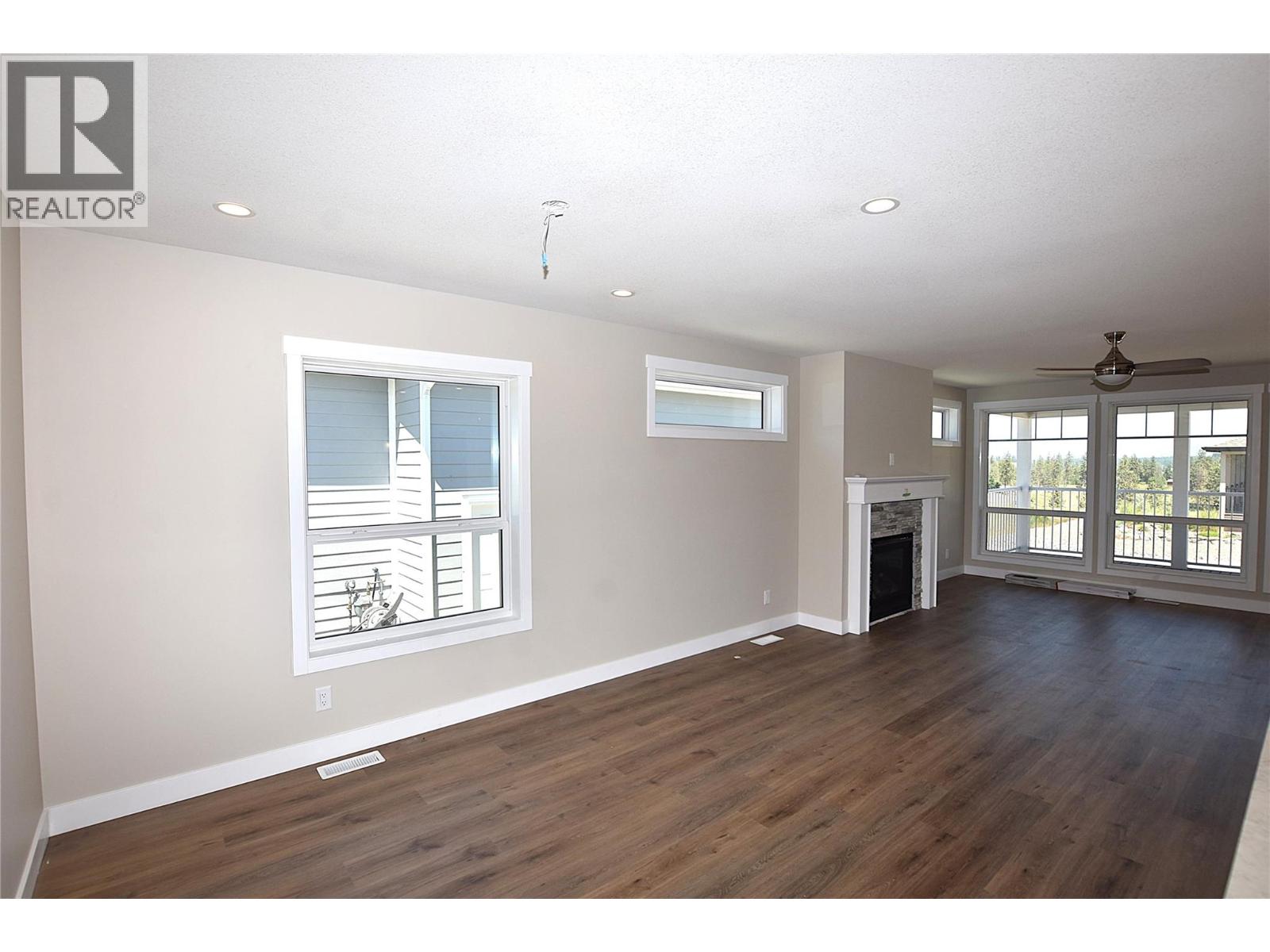 9510 Highway 97 Unit# 194