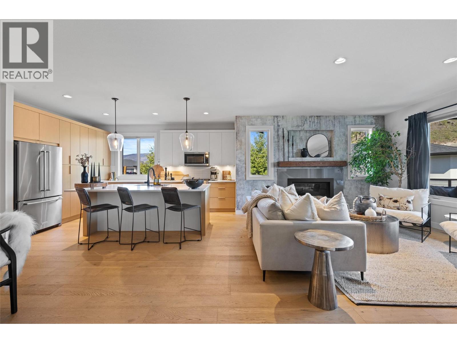 1349 Rocky Point Drive Unit# 5