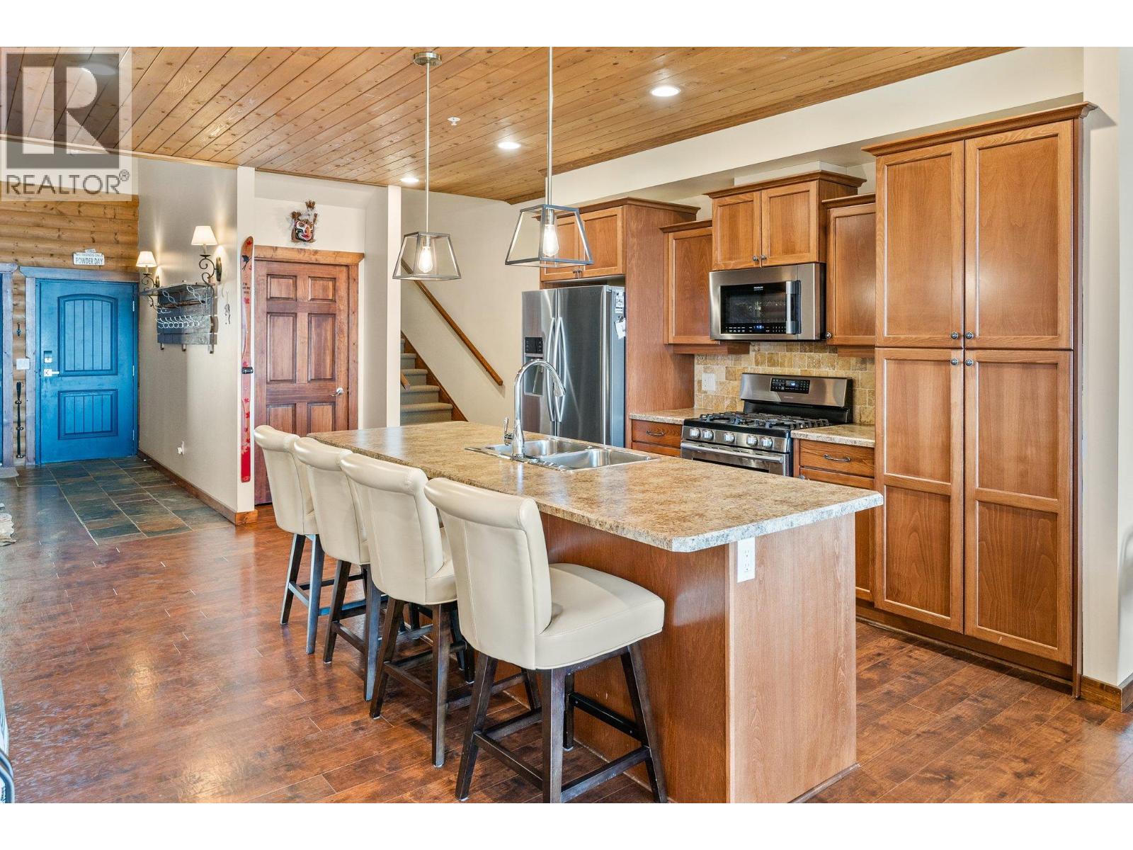7360 Porcupine Road Unit# 6