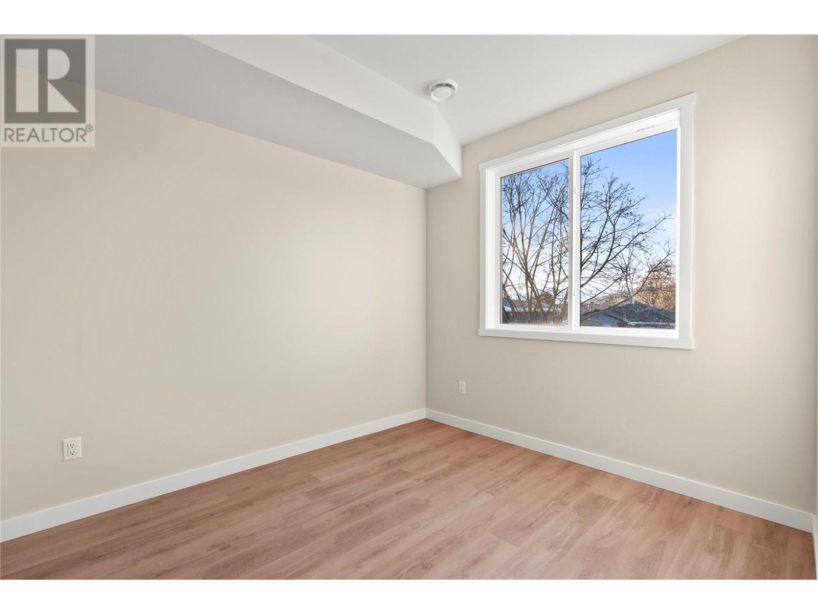 3907 26 Street Unit# 3