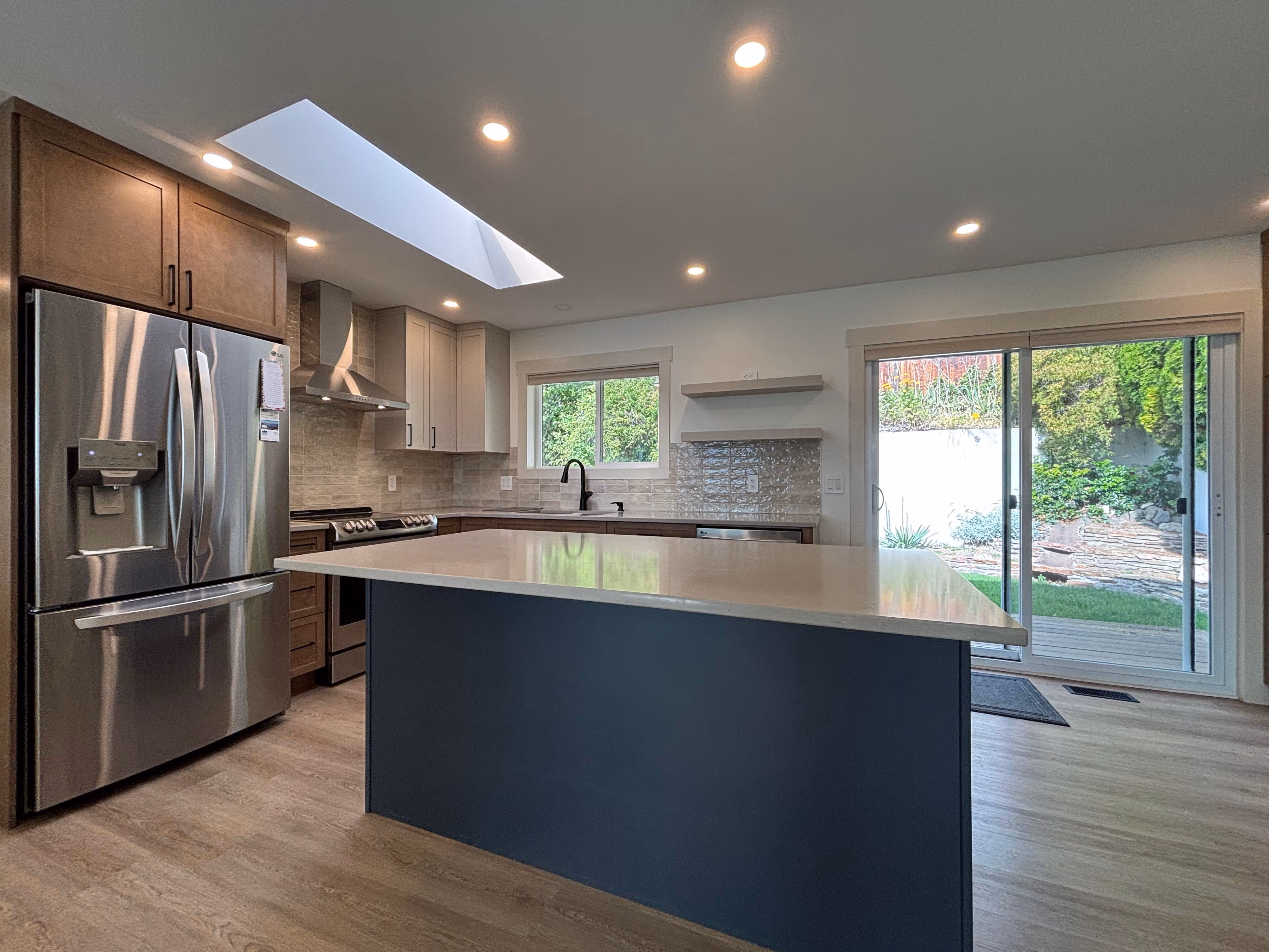 4 bed 3 bath house in West Kelowna