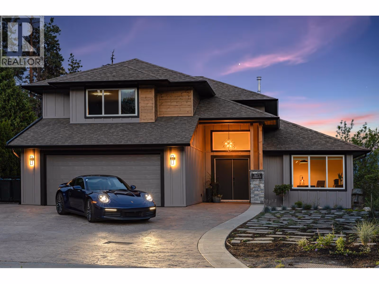 1671 Lindsay Drive
