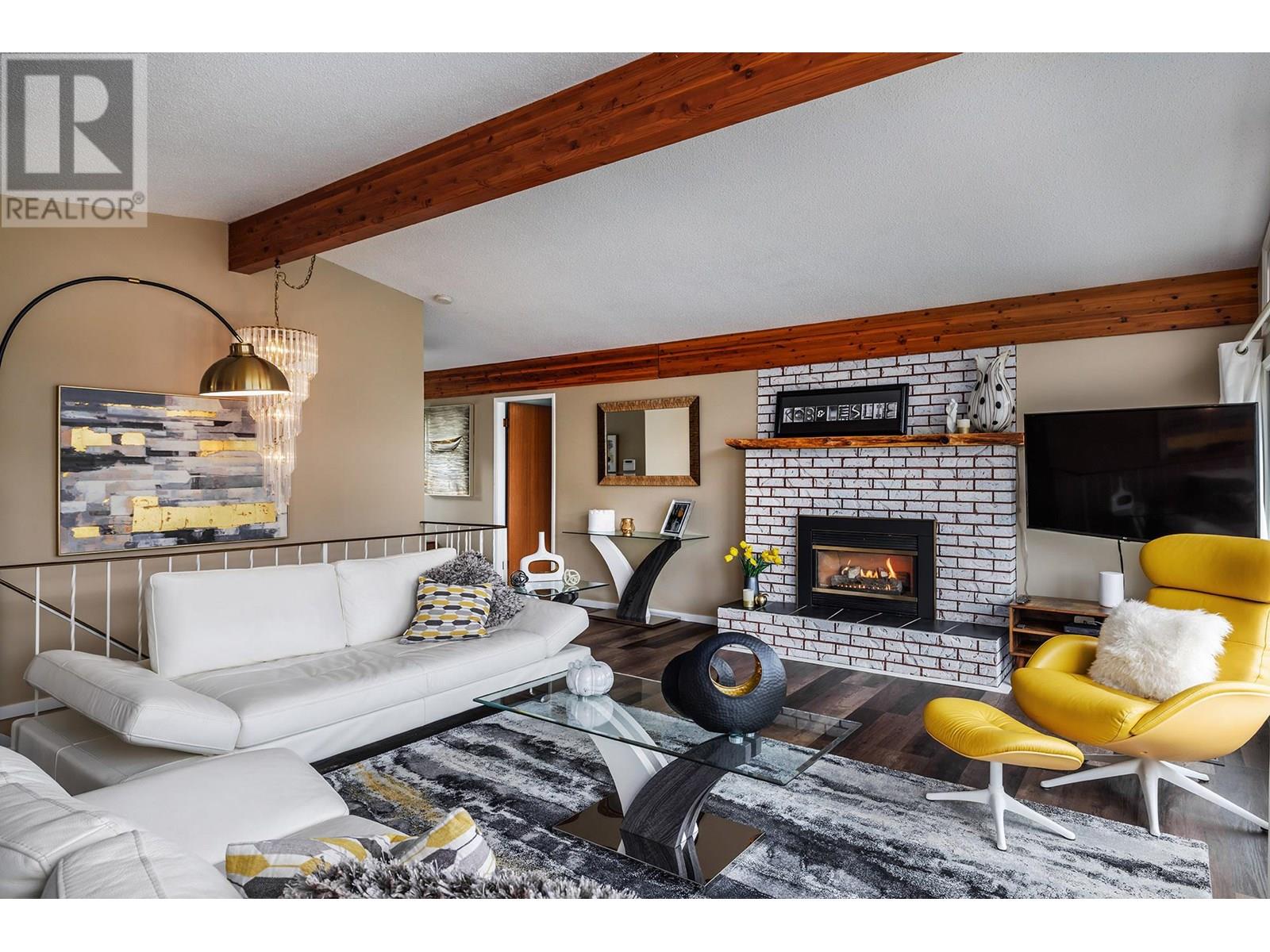 8291 Okanagan Landing Road