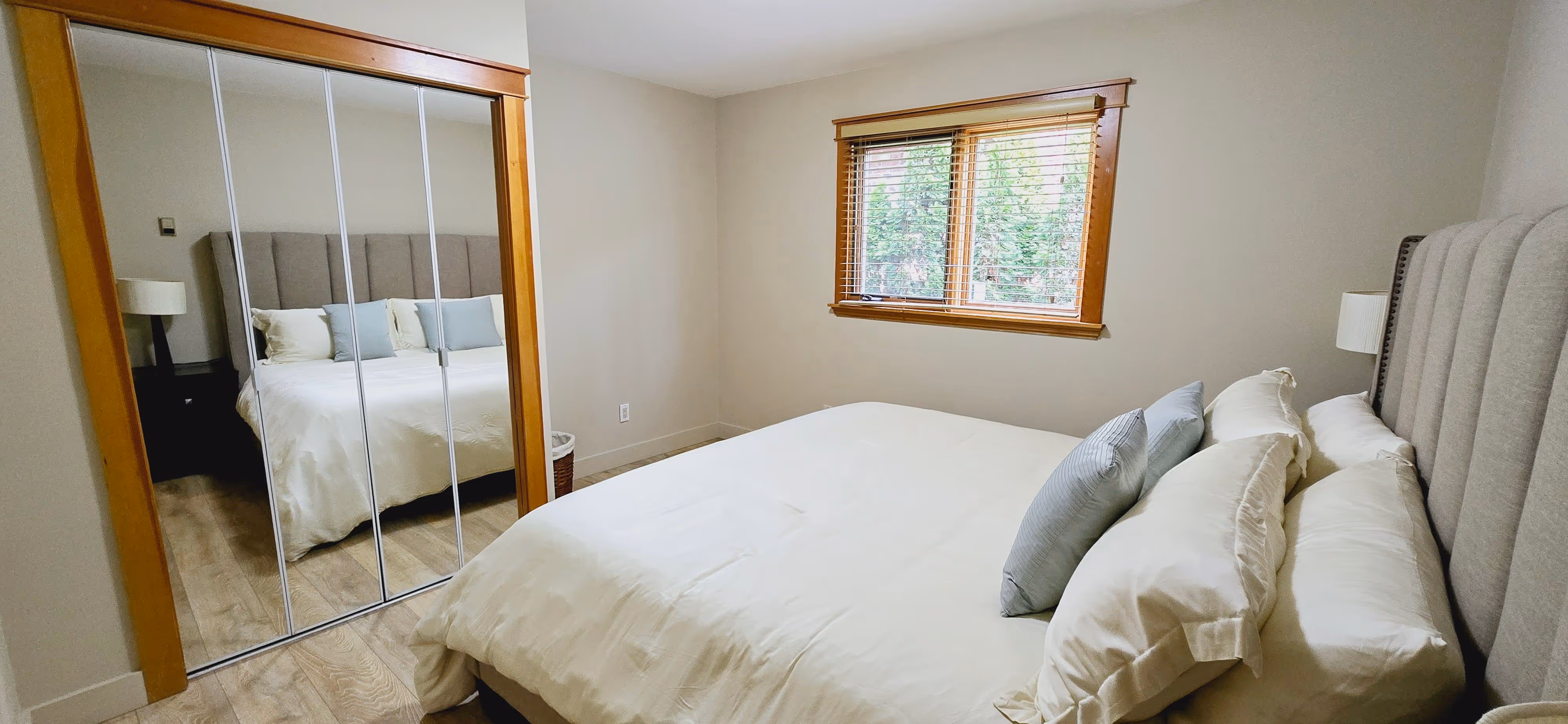 Lakefront - Furnished - 3 Bed, 3 Bath