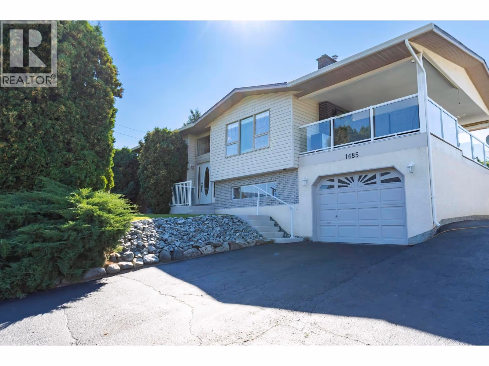 1685 Jonathan Road