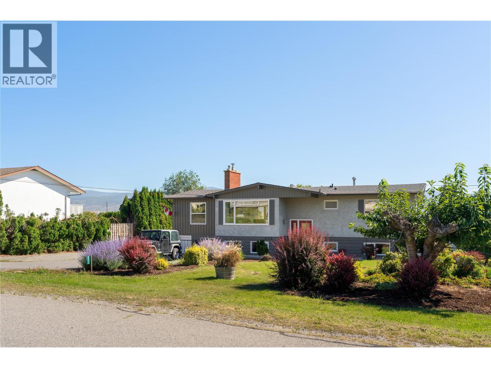 833 HAWTHORNE Road