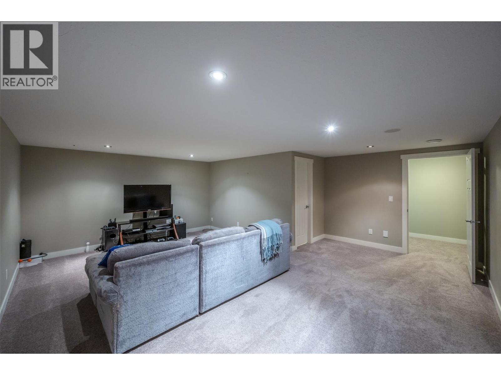 192 Nicola Place