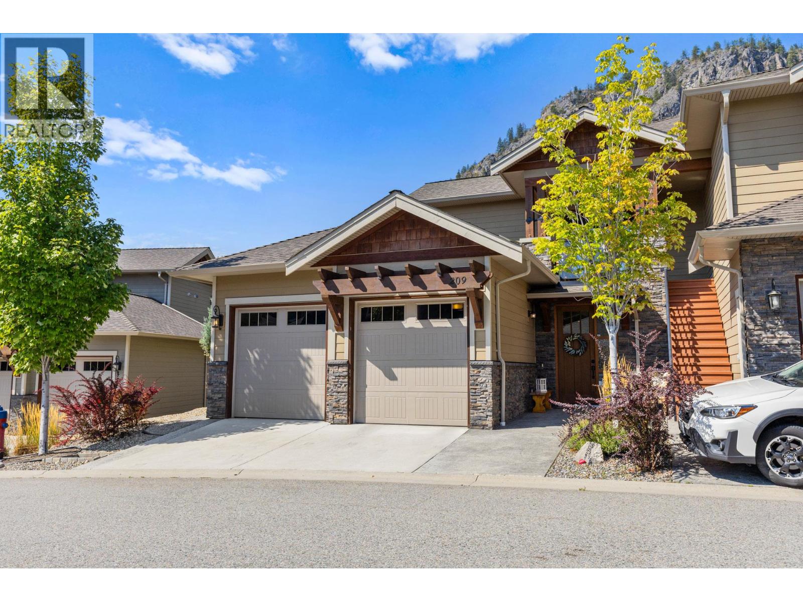 4000 Redstone Crescent Unit# 209