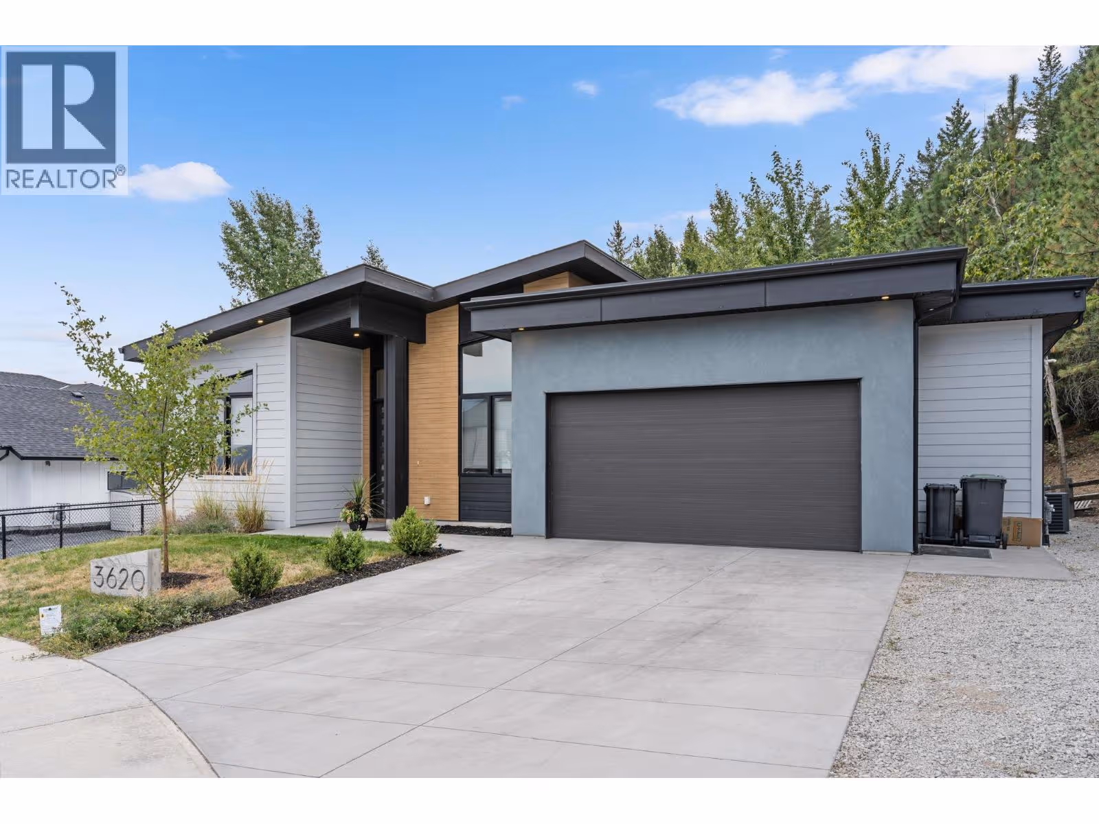 3620 SILVER Way