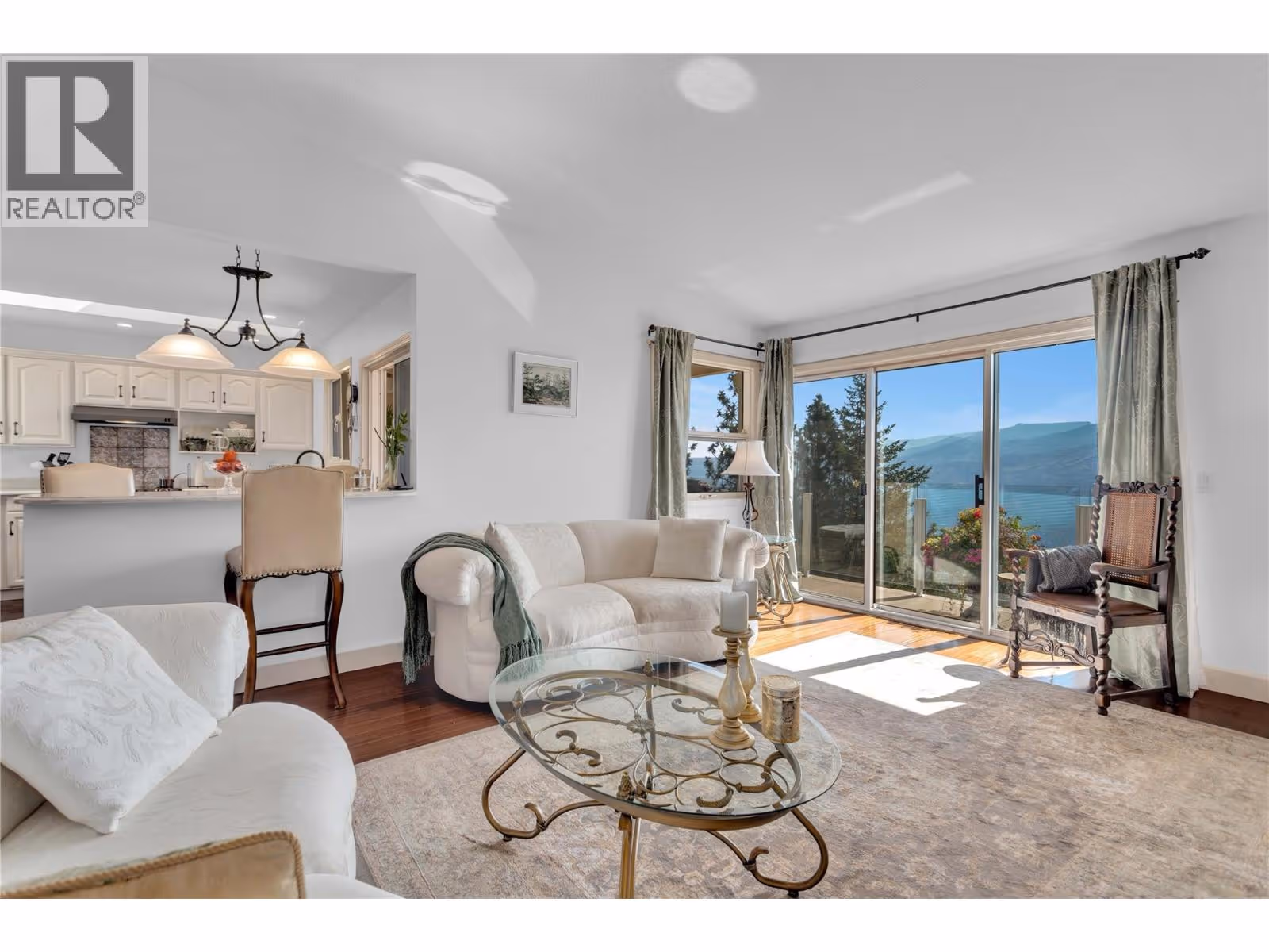 4450 Ponderosa Drive Unit# 203