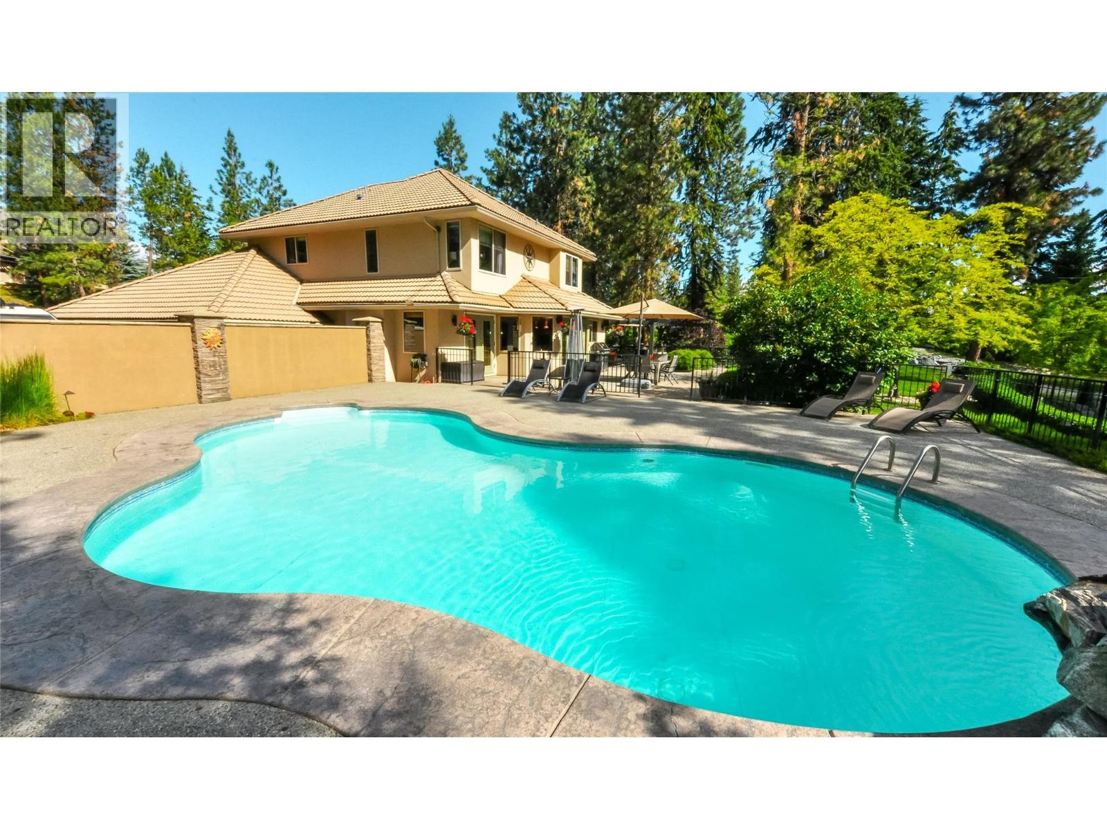 4163 Mahonia Drive S