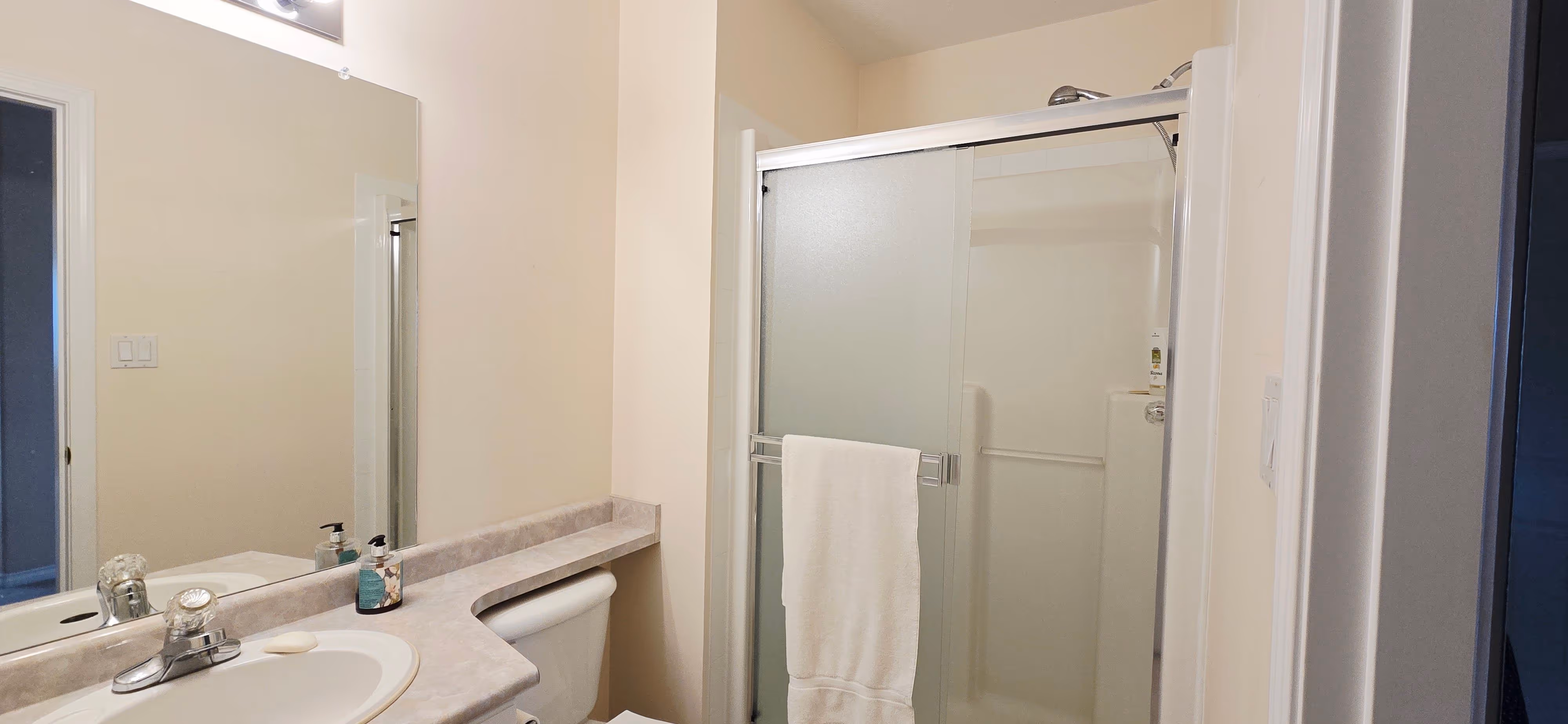 55+ 2 Bed, 2 Bath - Central Location