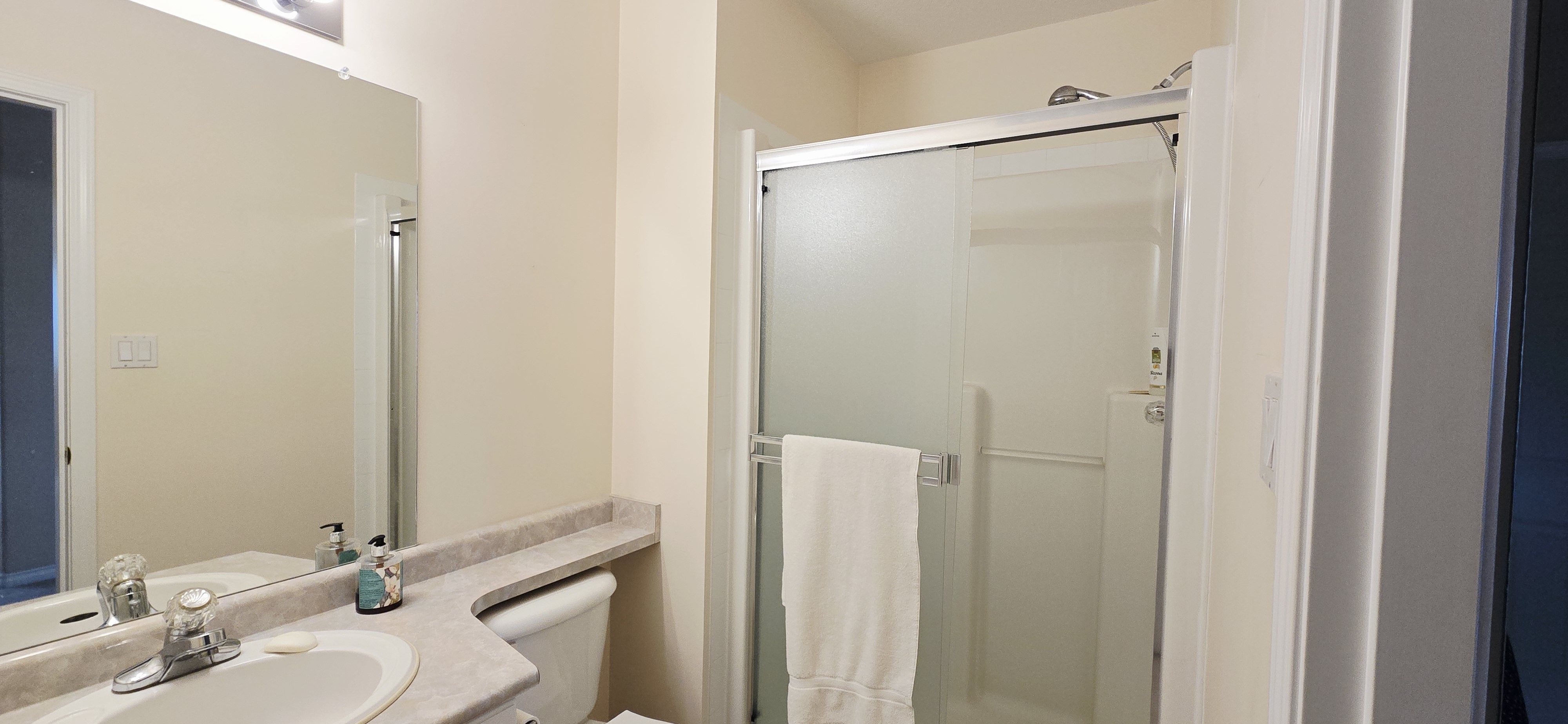 55+ 2 Bed, 2 Bath - Central Location