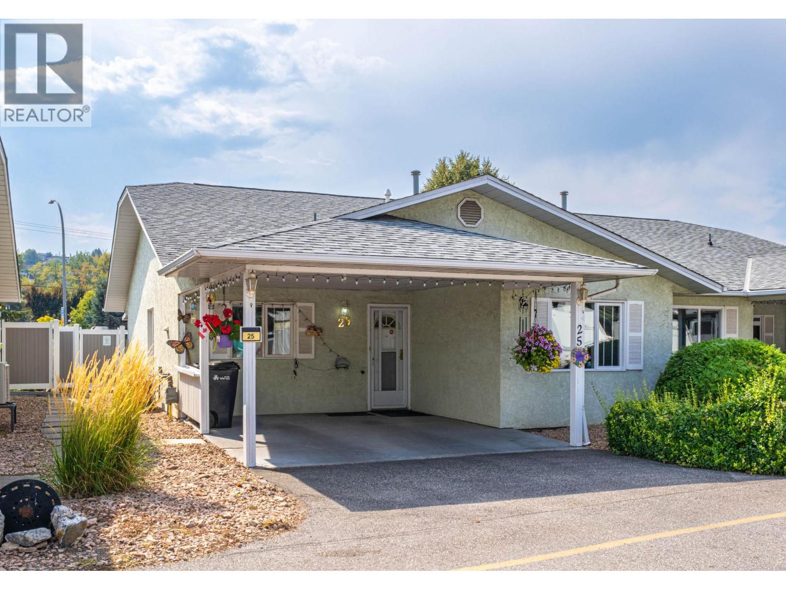3900 27 Avenue Unit# 25