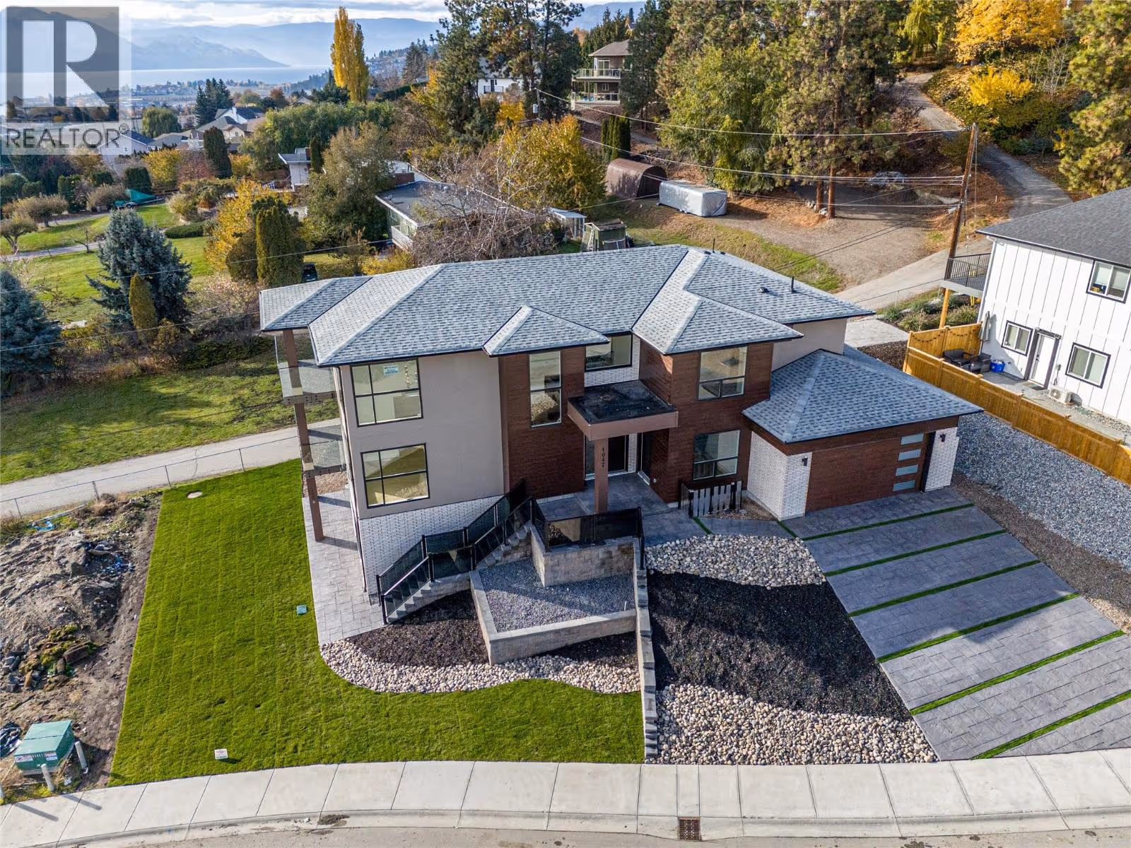 1047 Oak Barrel Place
