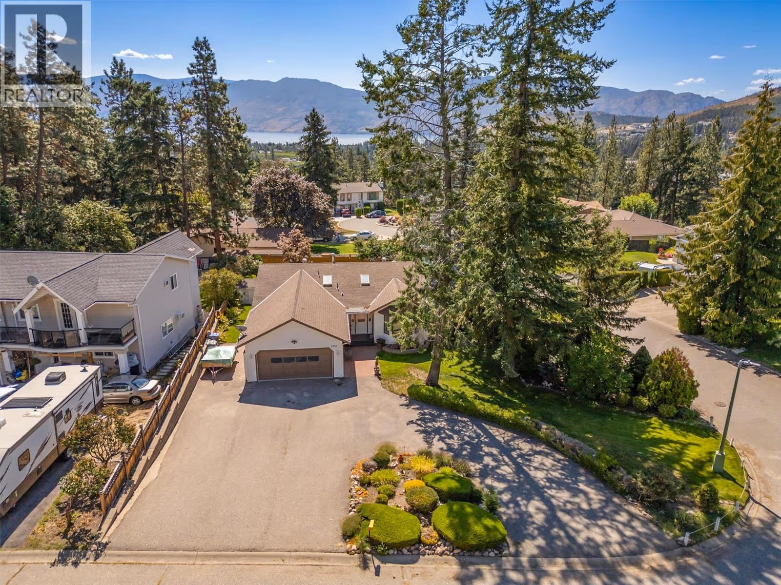 2952 Sandberg Road