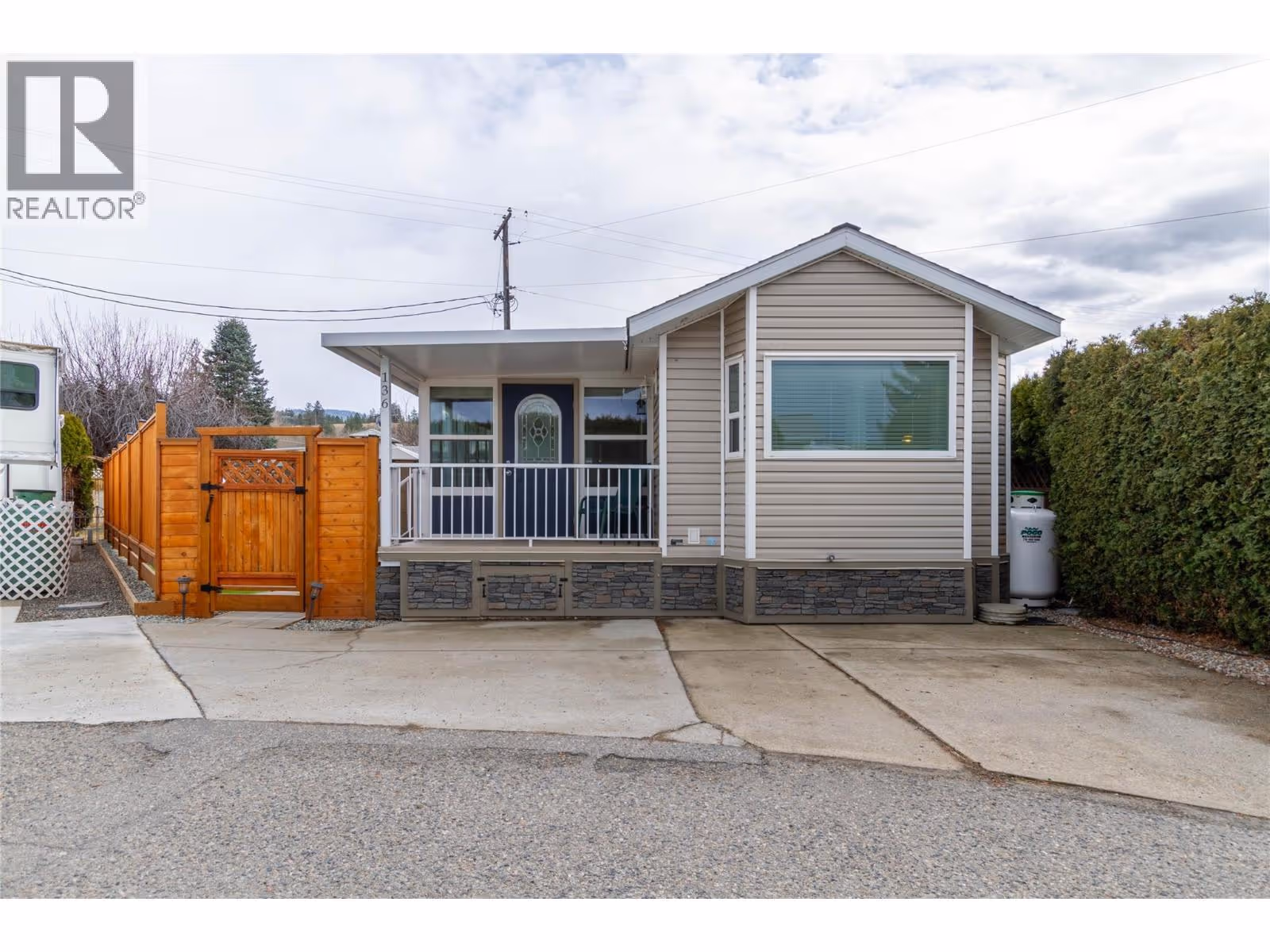415 Commonwealth Road Unit# 136