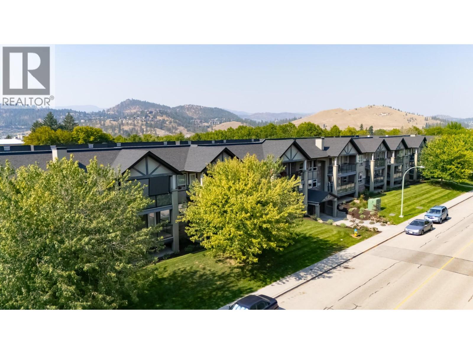 260 Franklyn Road Unit# 102