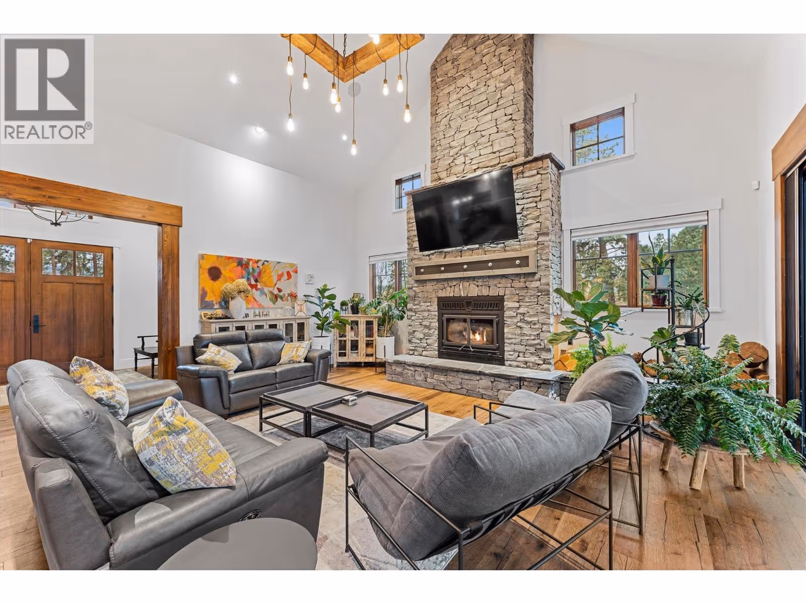 2150 Saucier Road