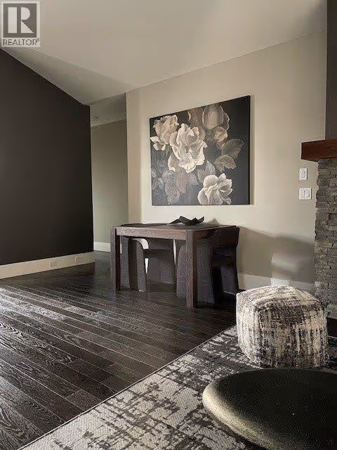 4000 Redstone Crescent NE Unit# 221 Lot# S Lot 32 P