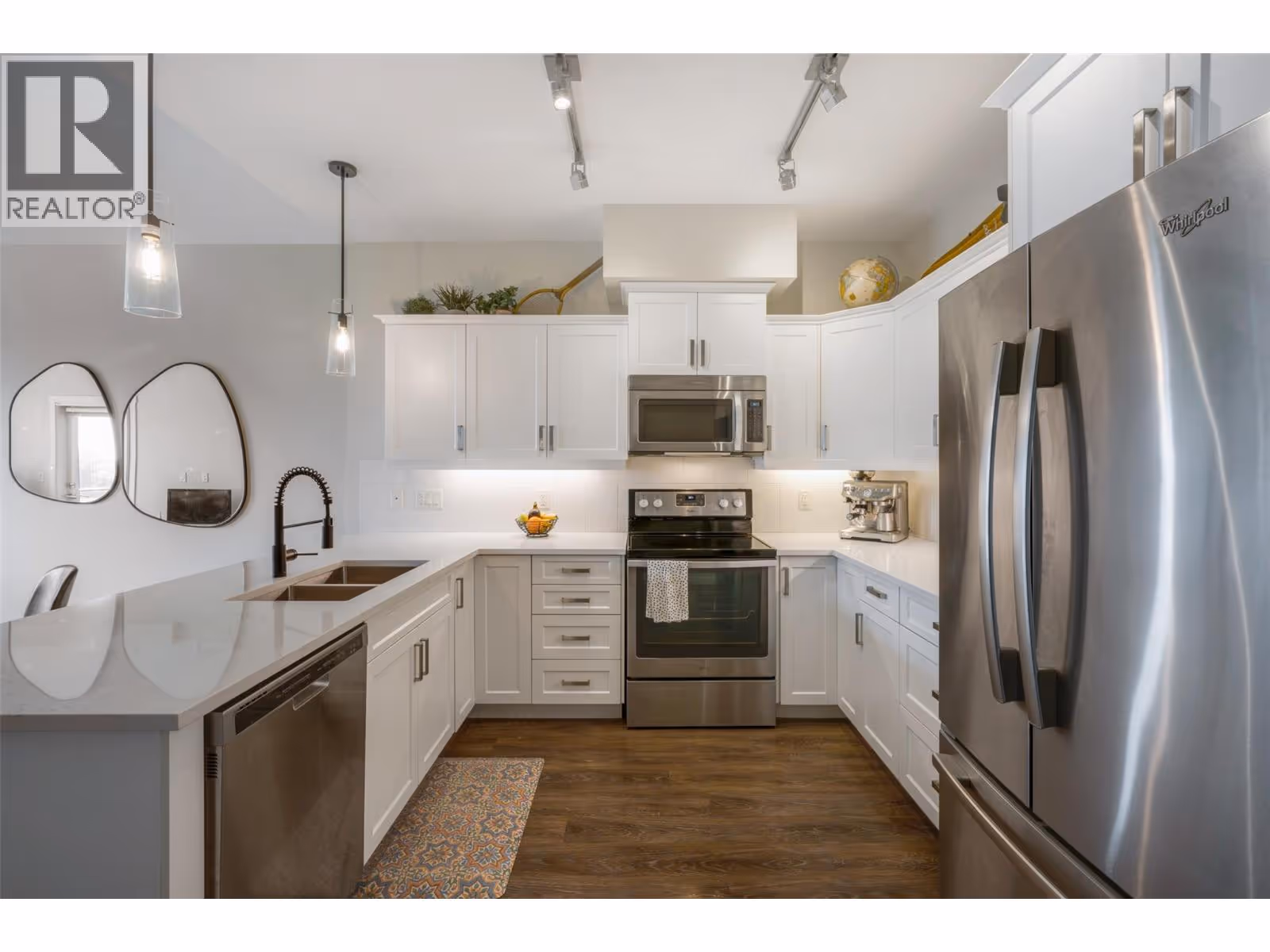 3733 Casorso Road Unit# 407