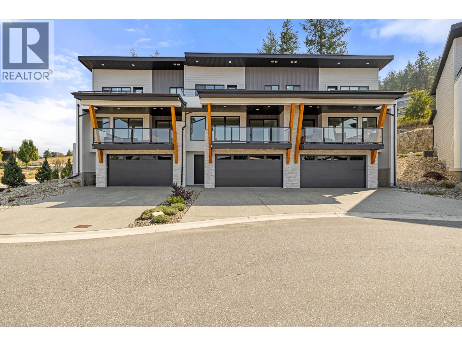 269 Diamond Way Unit# 4