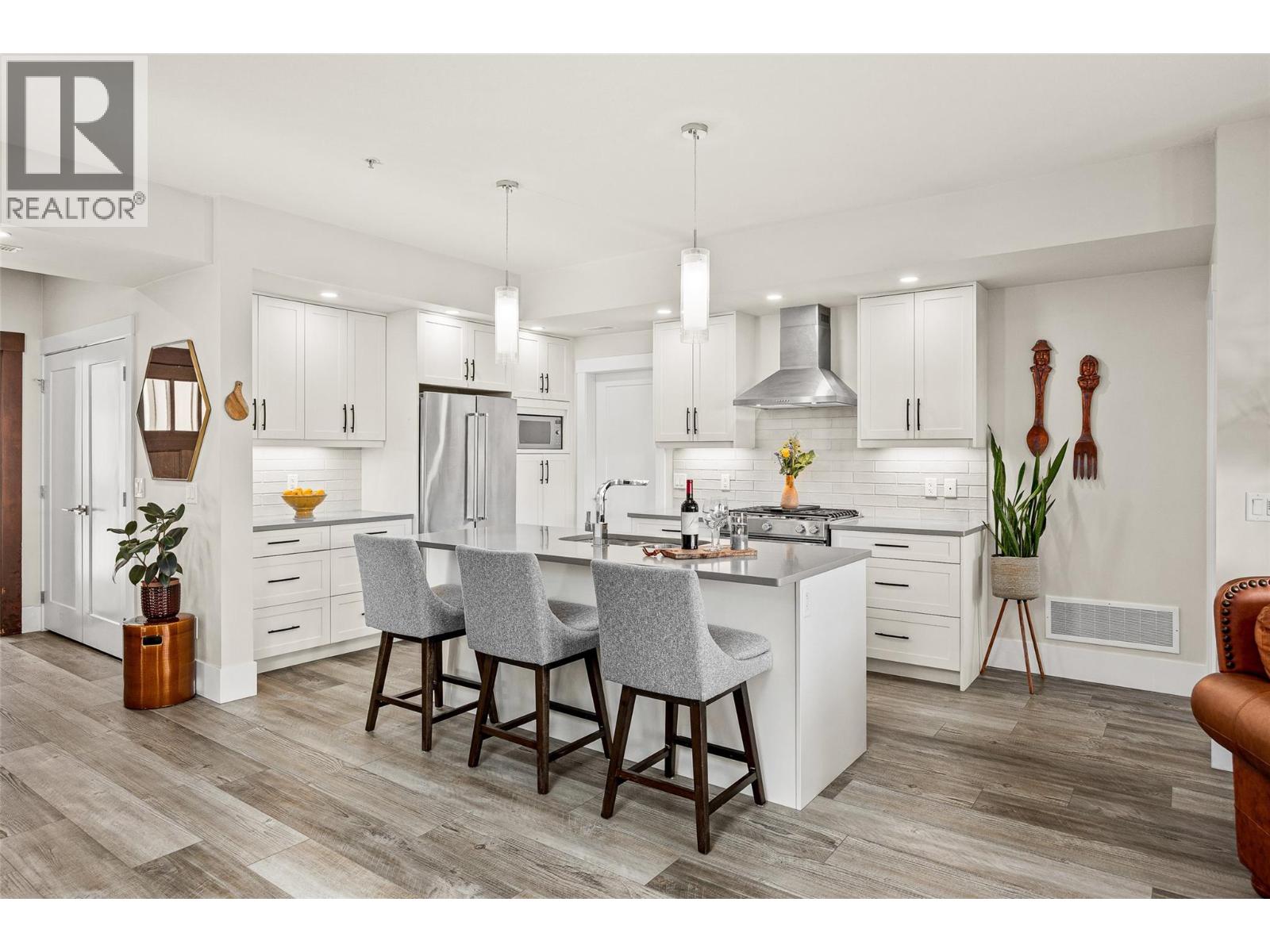 4000 Redstone Crescent Unit# 224