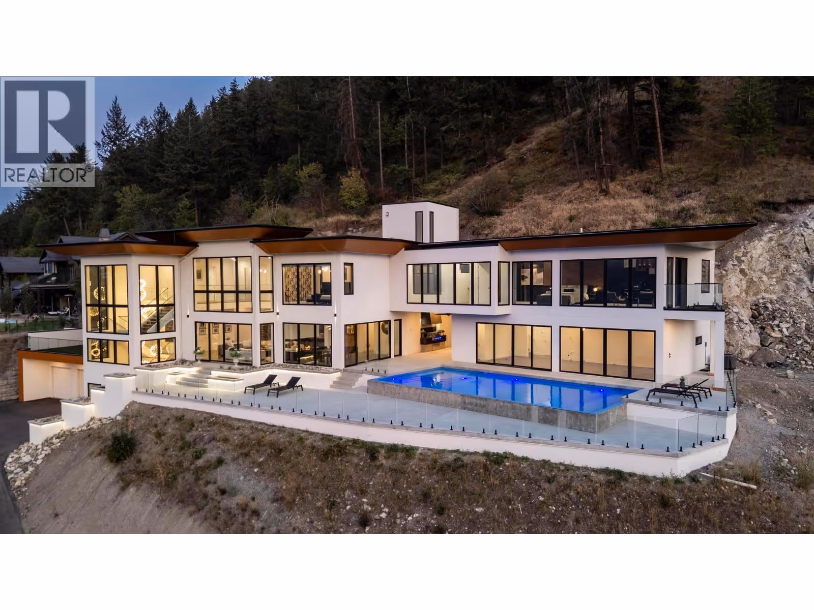 120 Sunset Boulevard