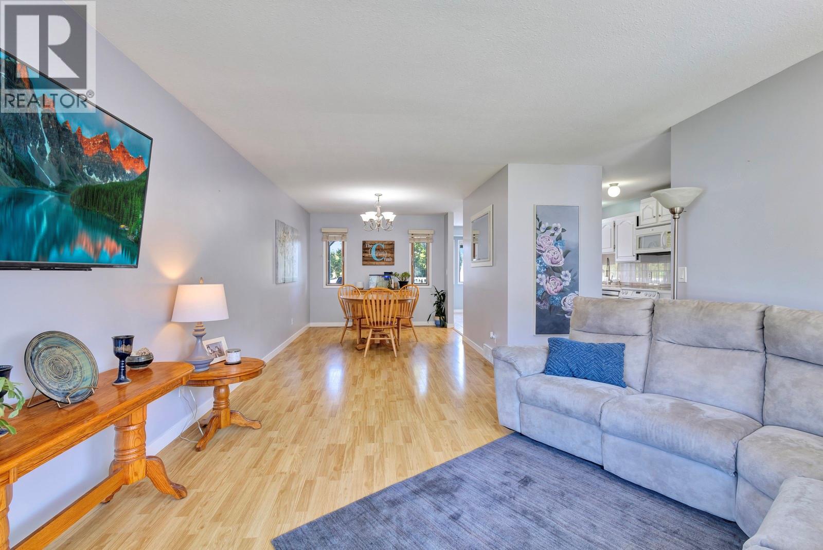 325 McTavish Road