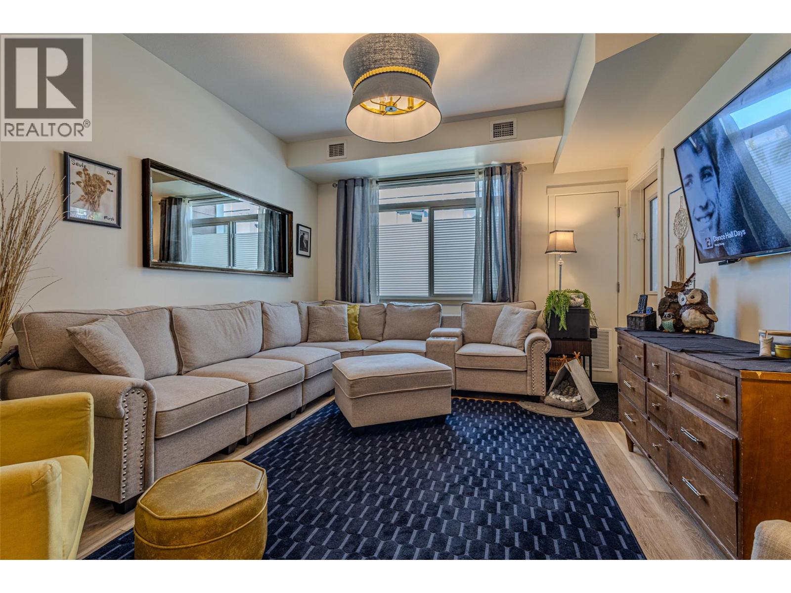 2250 Majoros Road Unit# 302