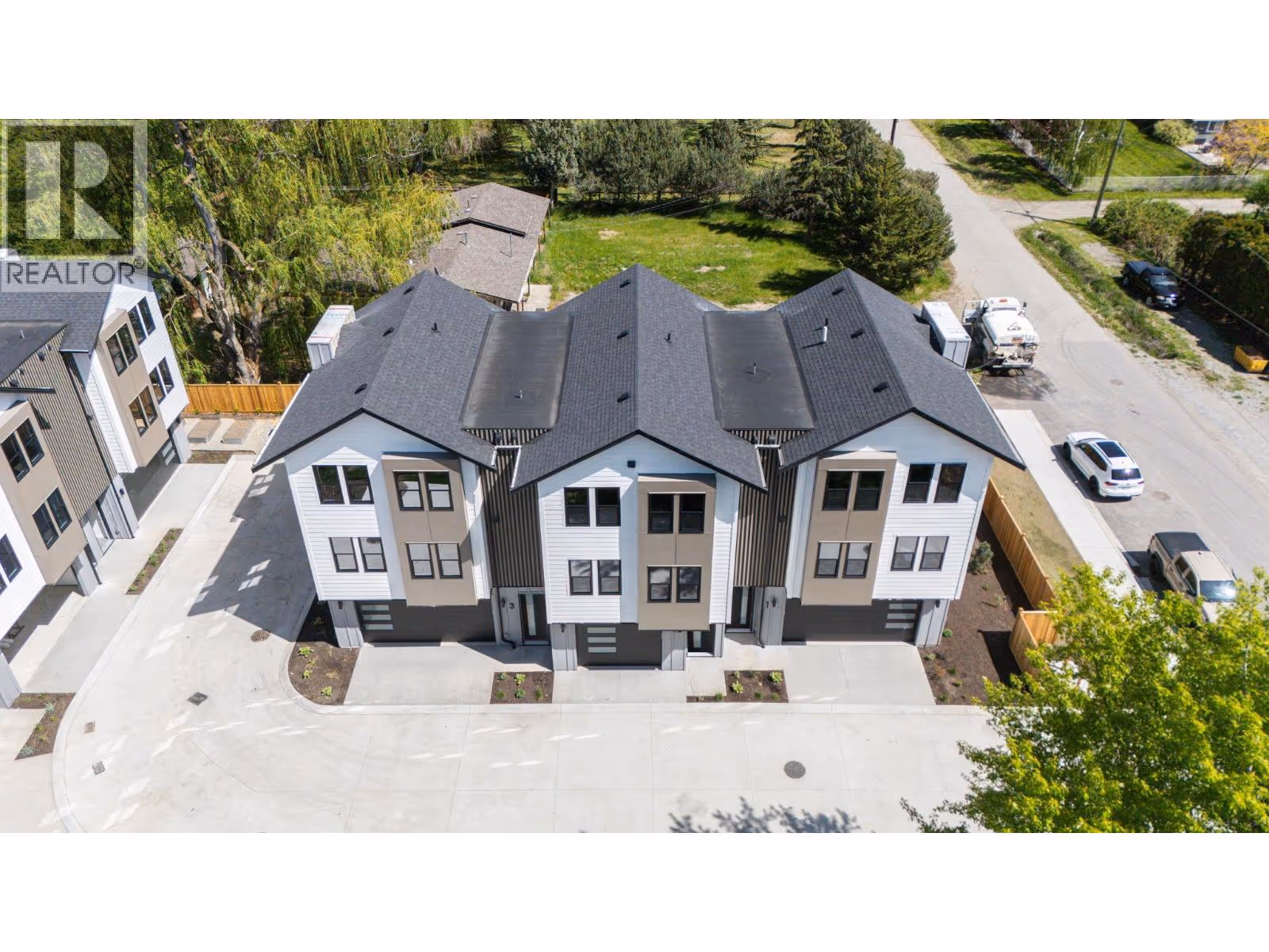 3590 Redecopp Road Unit# 4