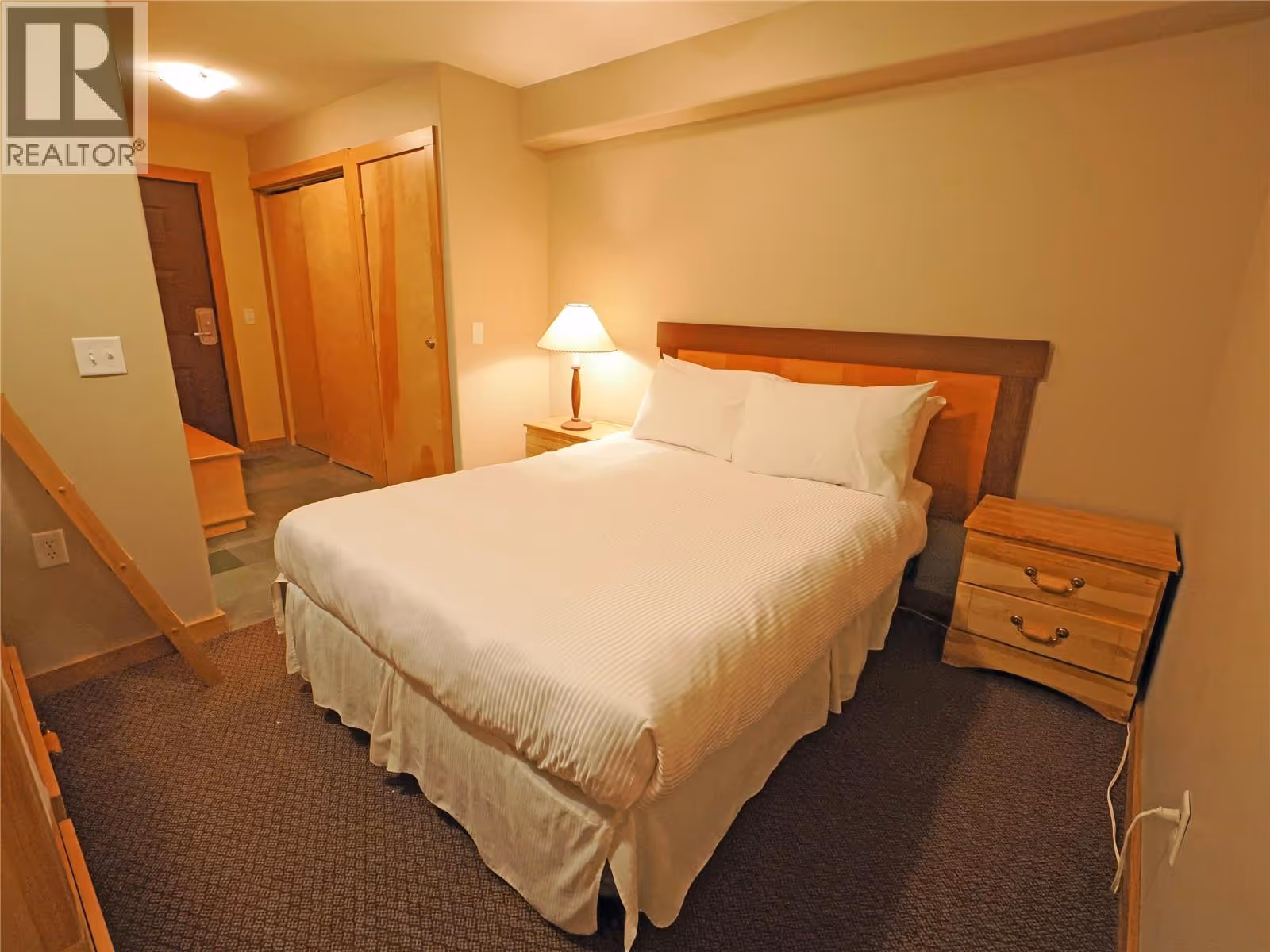 5335 Big White Road Unit# 303/305