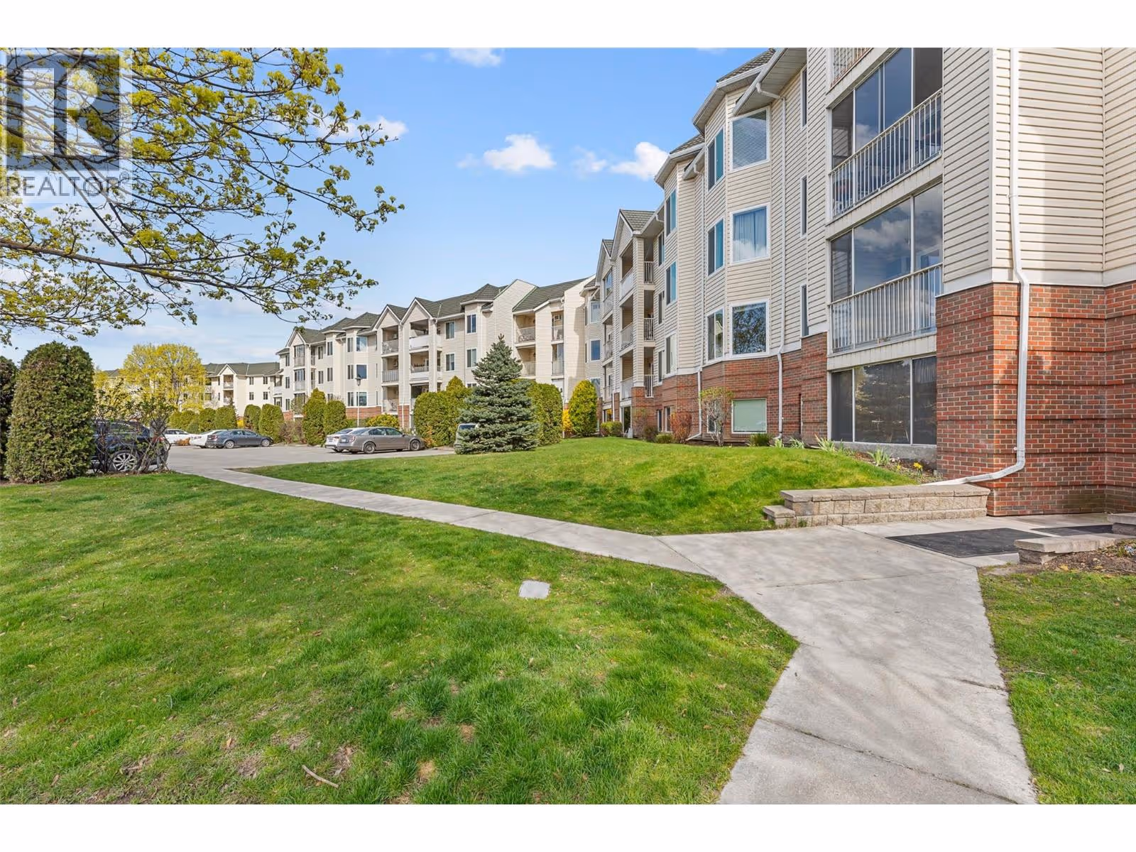 3163 Richter Street Unit# 413
