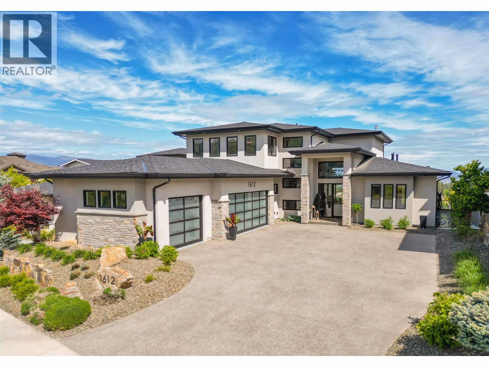 1612 Vincent Place