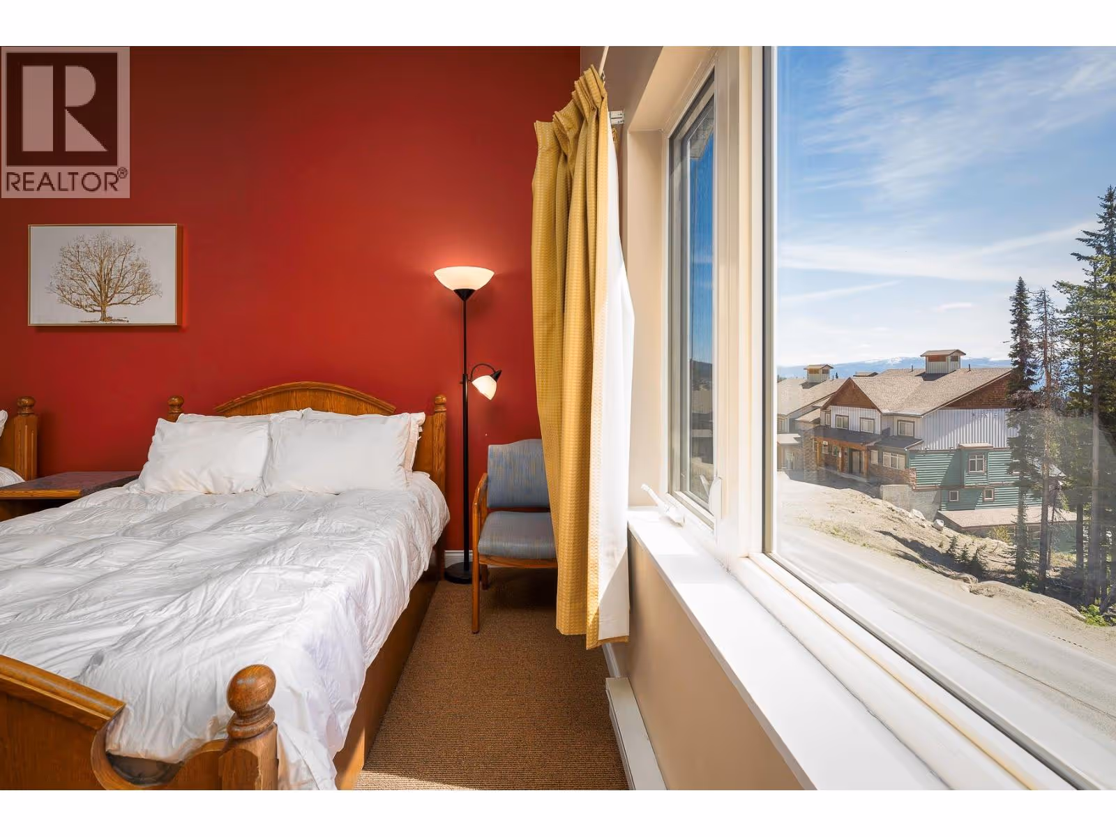 5275 Big White Road Unit# 212