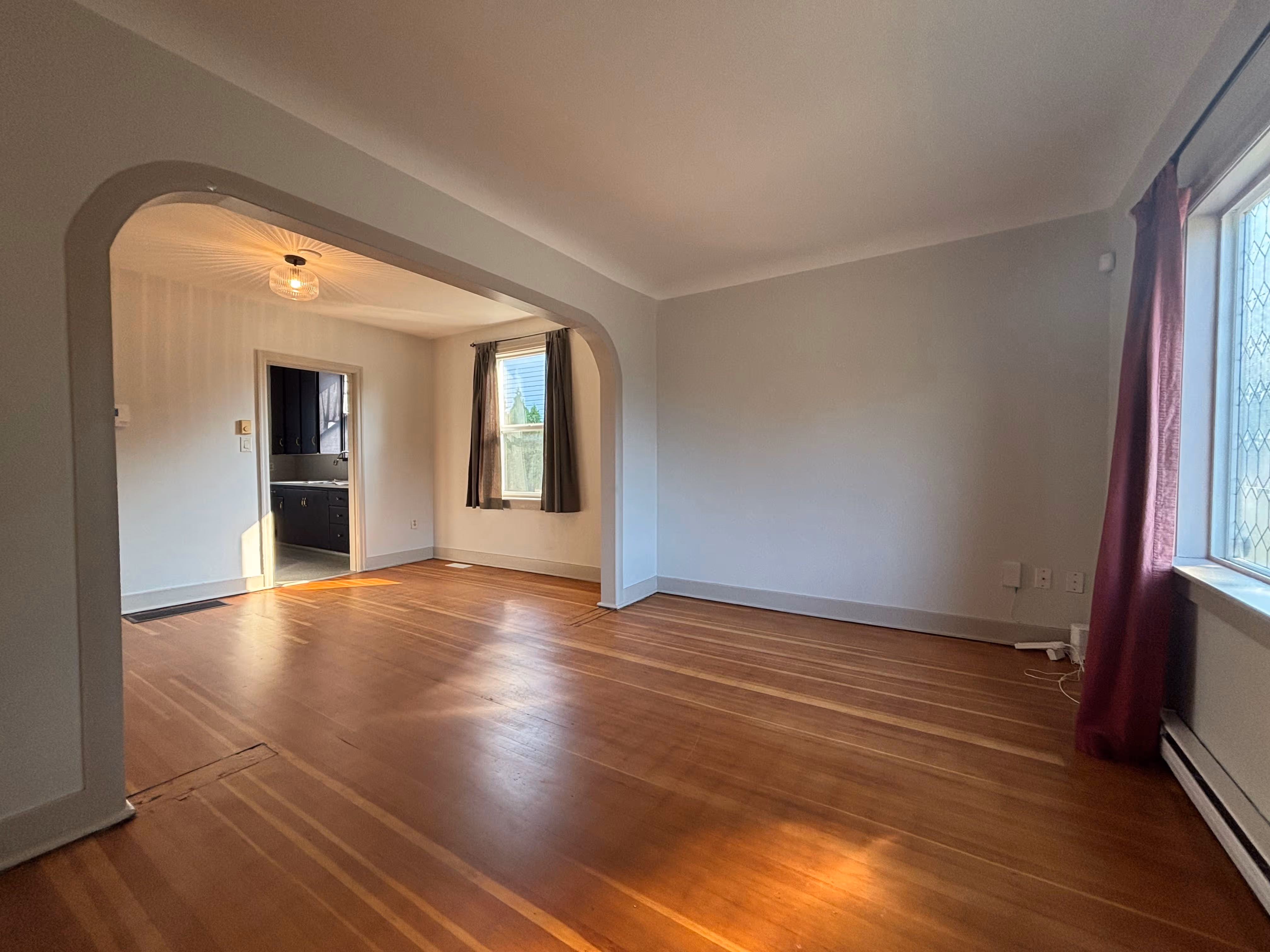 2 bed 1 bath house downtown Kelowna