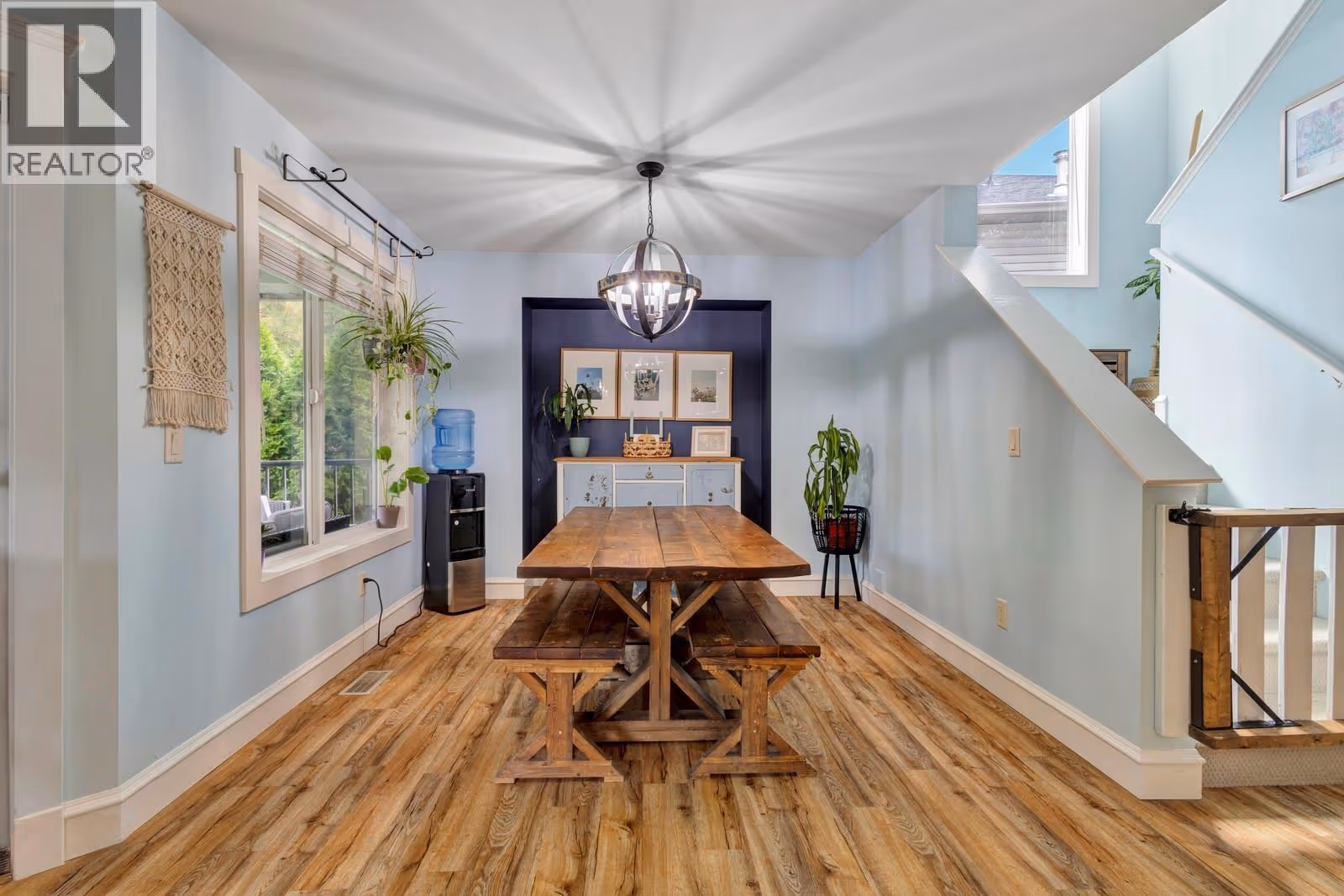 3477 Creekview Crescent