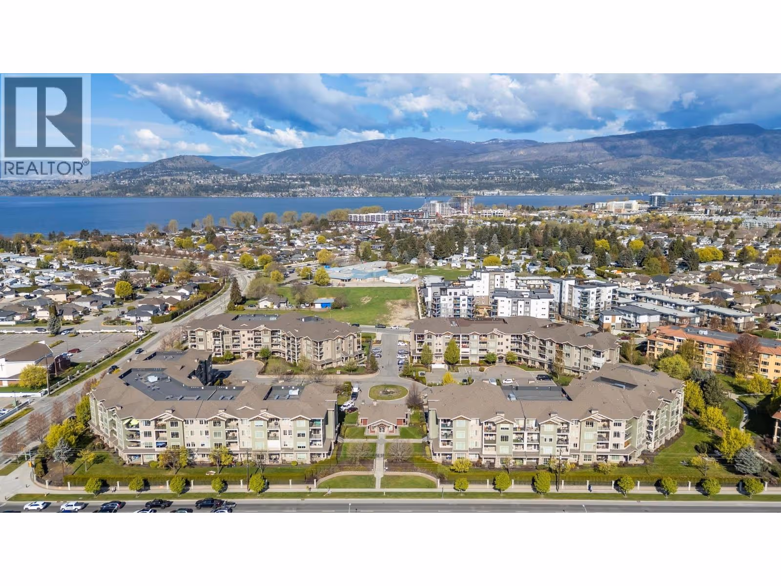 3735 Casorso Road Unit# 205