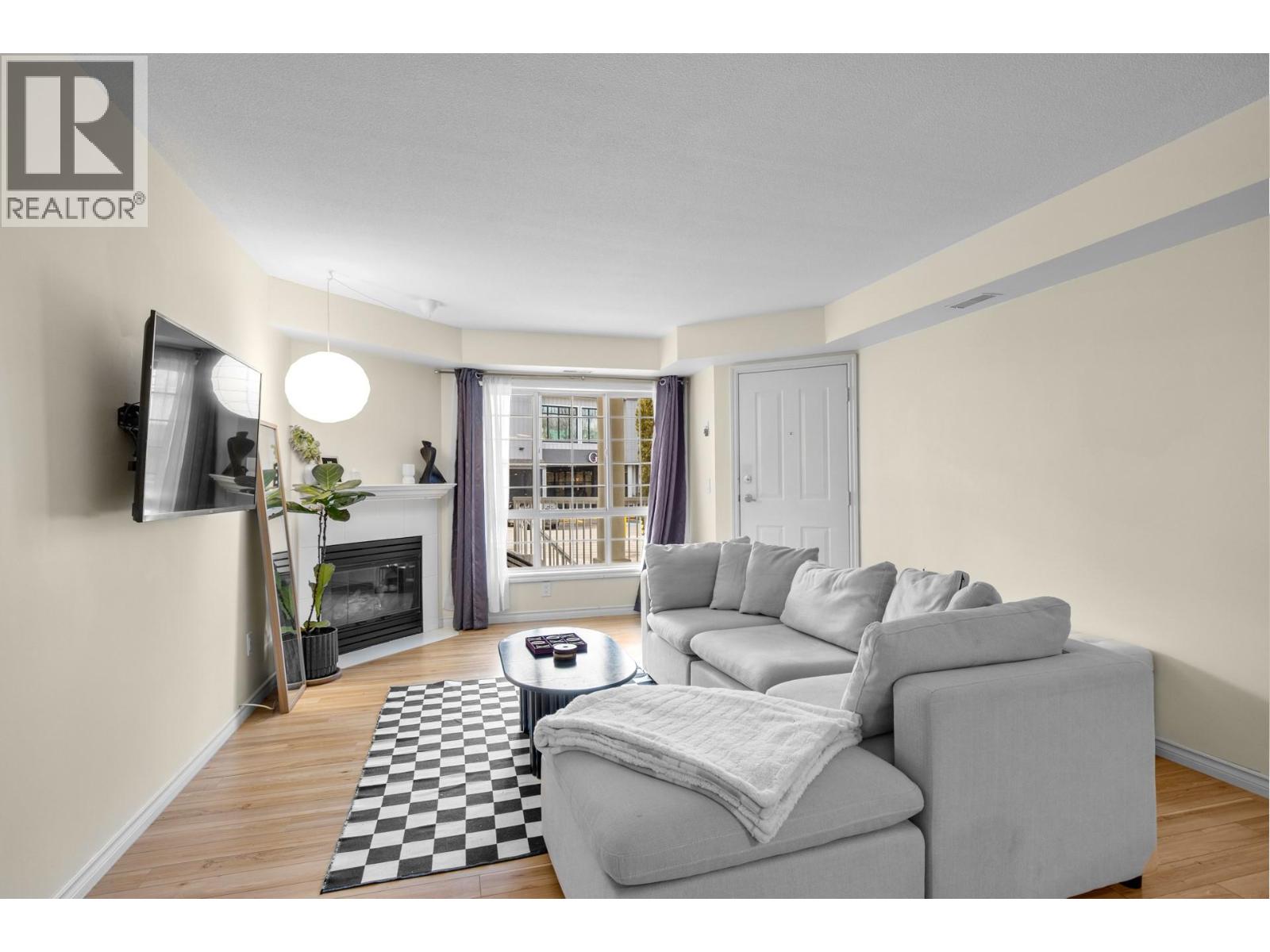 2350 Stillingfleet Road Unit# 114