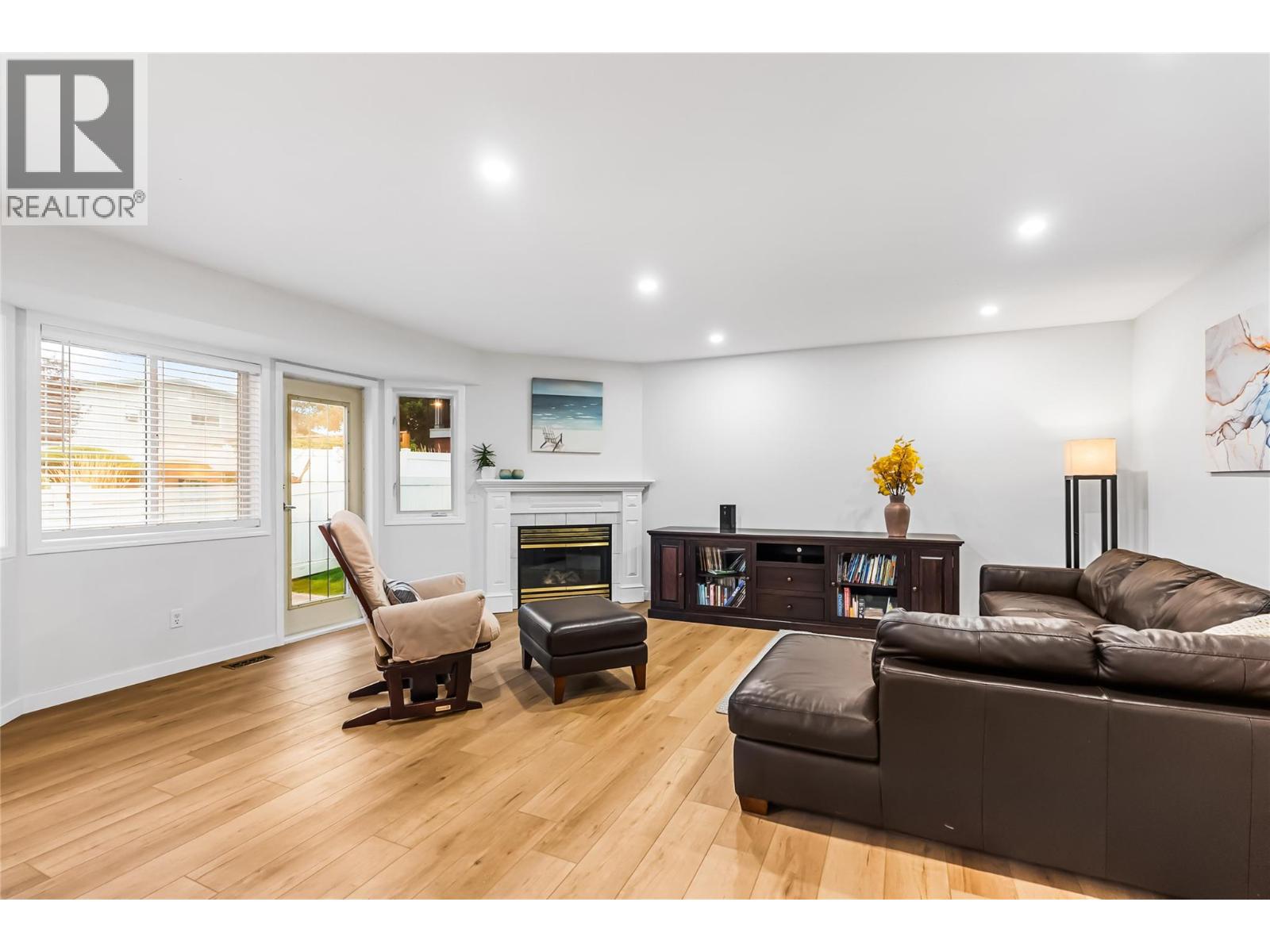 215 Taylor Road Unit# 7