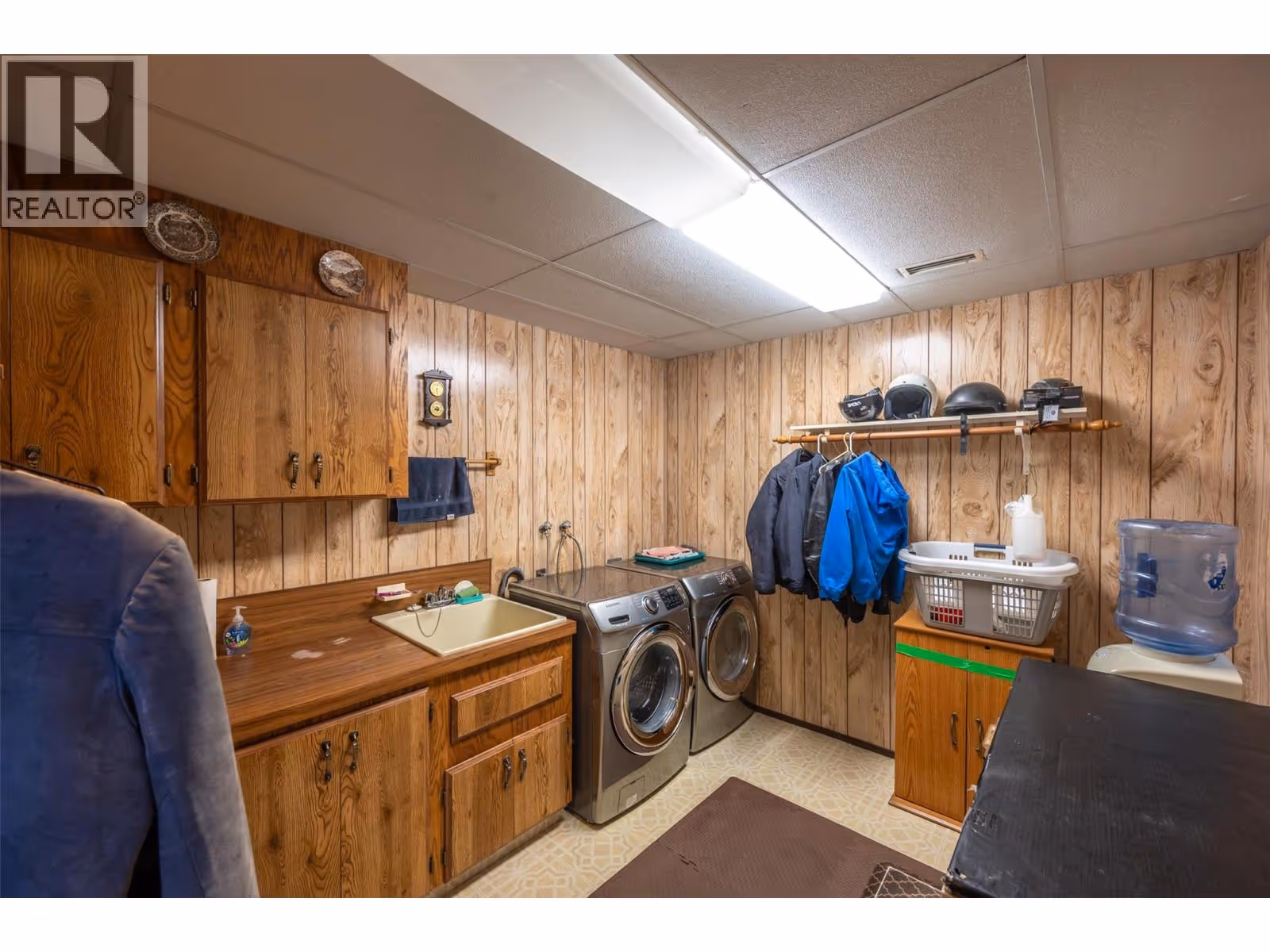 9800 Giants Head Road