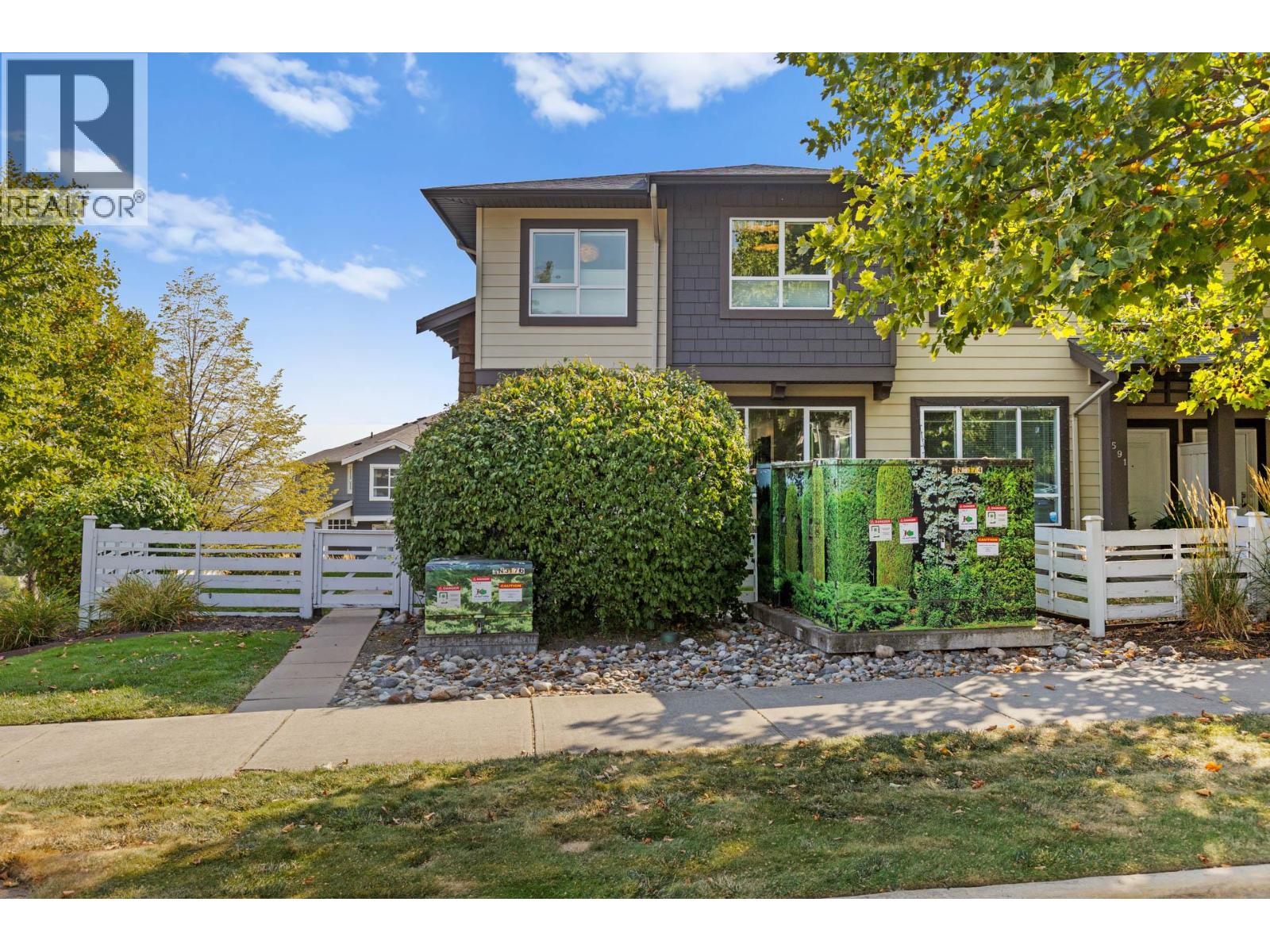 589 Boynton Place