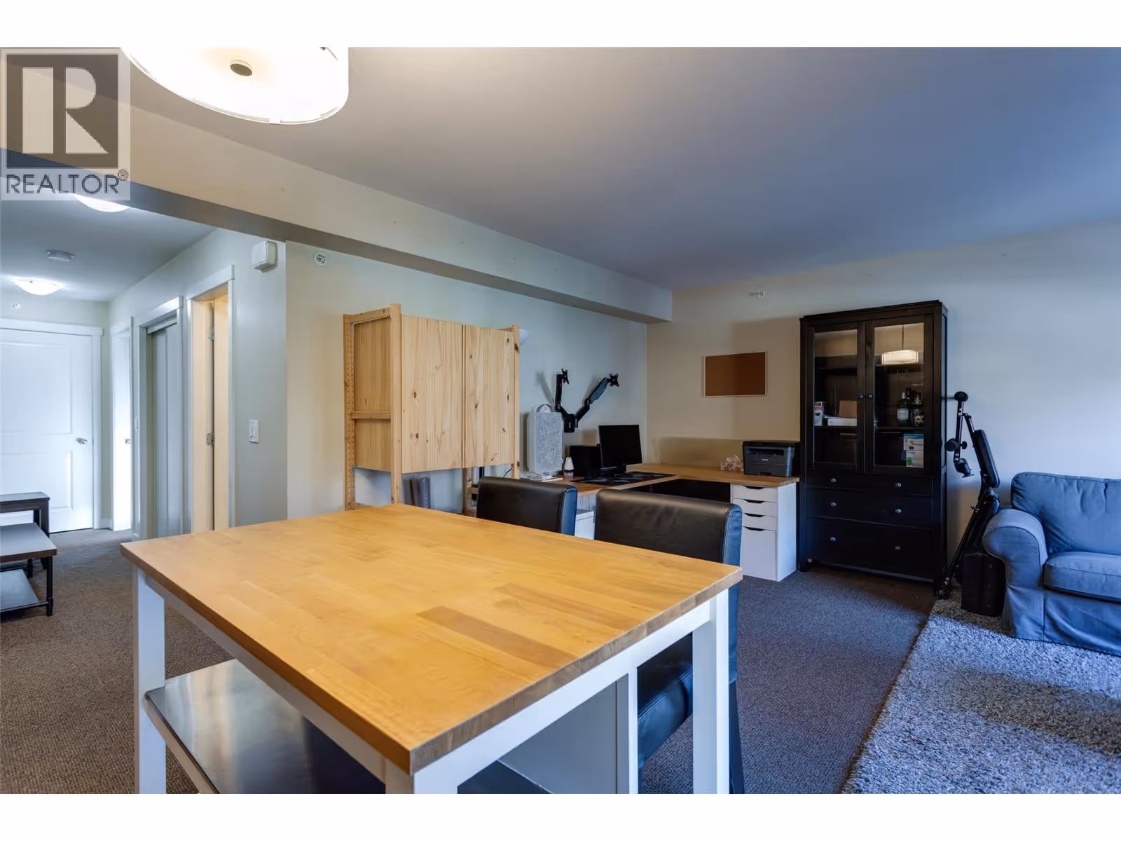 1475 Glenmore Road N Unit# 205A